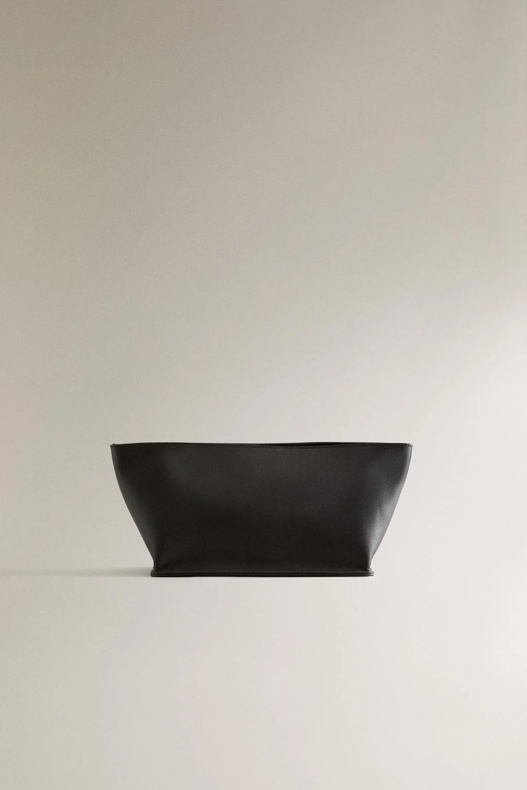 Косметичка из кожи — Сумки и чехлы для туалетных принадлежностей