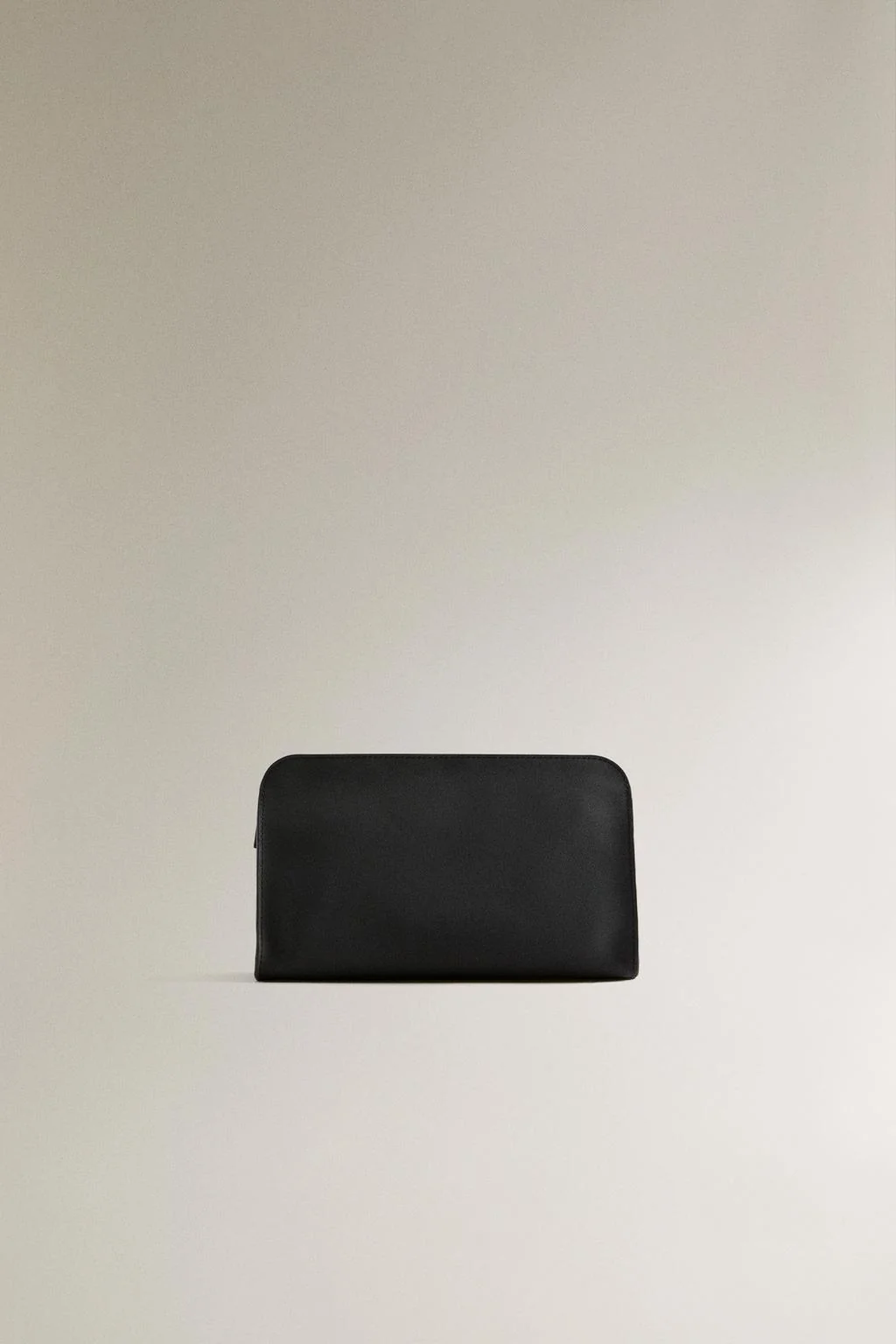 Кожаная косметичка