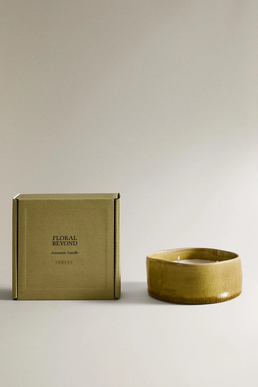 (170 г) Цветочный Beyond ароматическая свеча