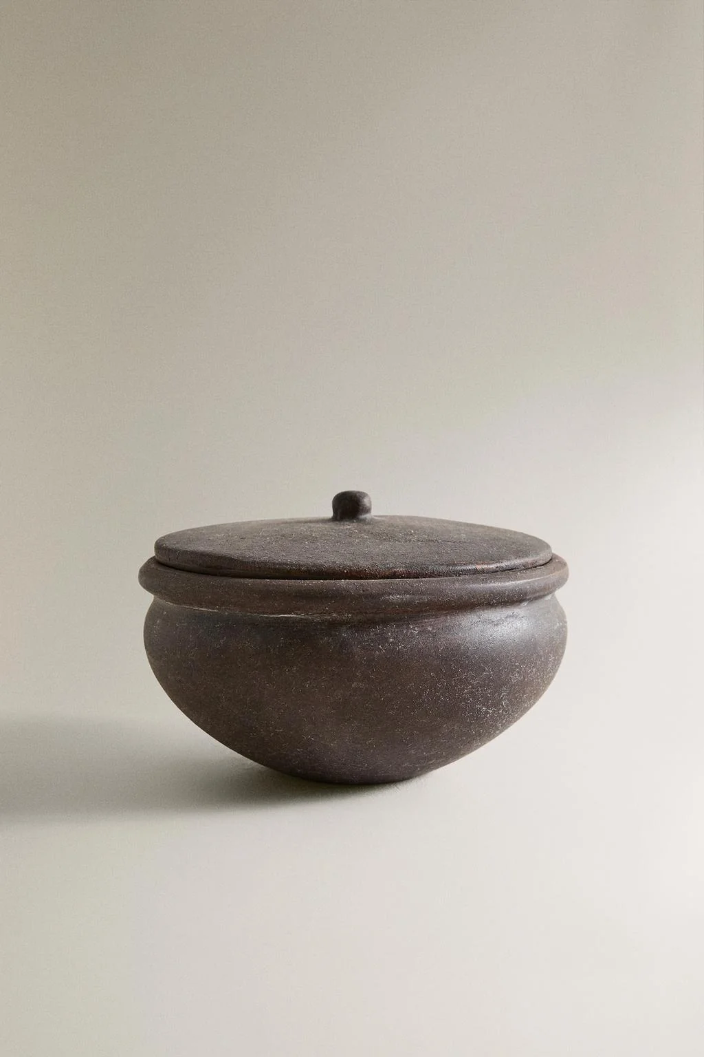 (220 г) LEATHER AMBER ароматическая свеча