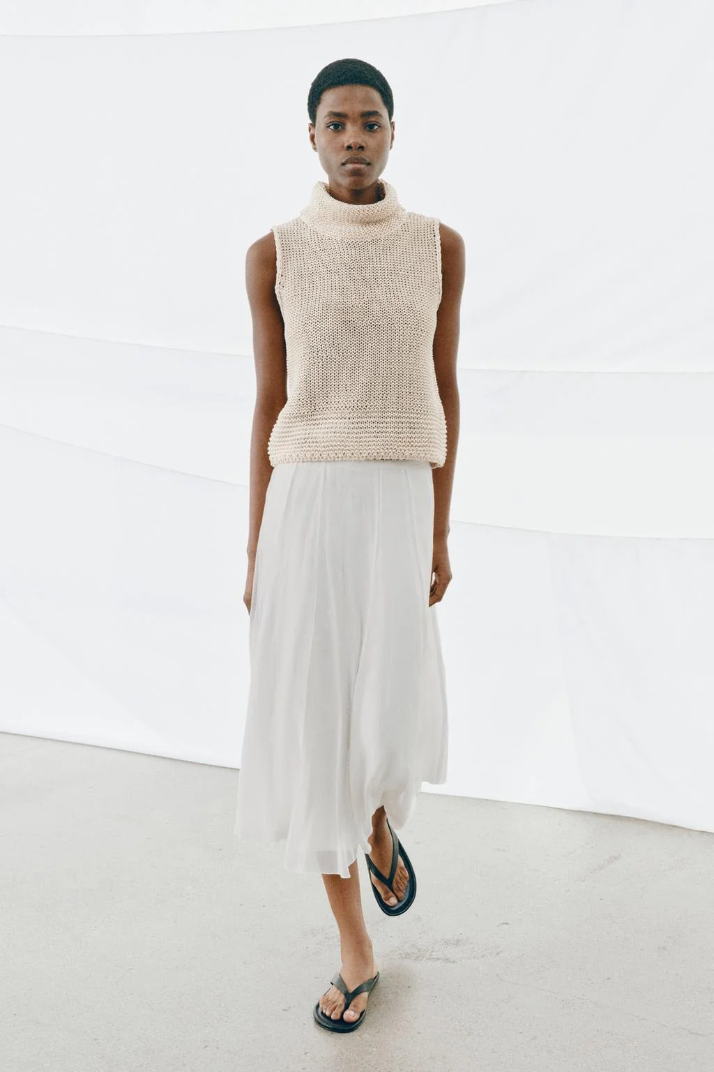 Трикотажный топ с эффектом объема