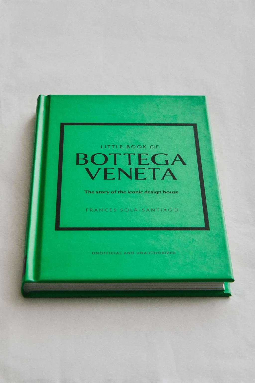 Маленькая книга Bottega Veneta (английская)