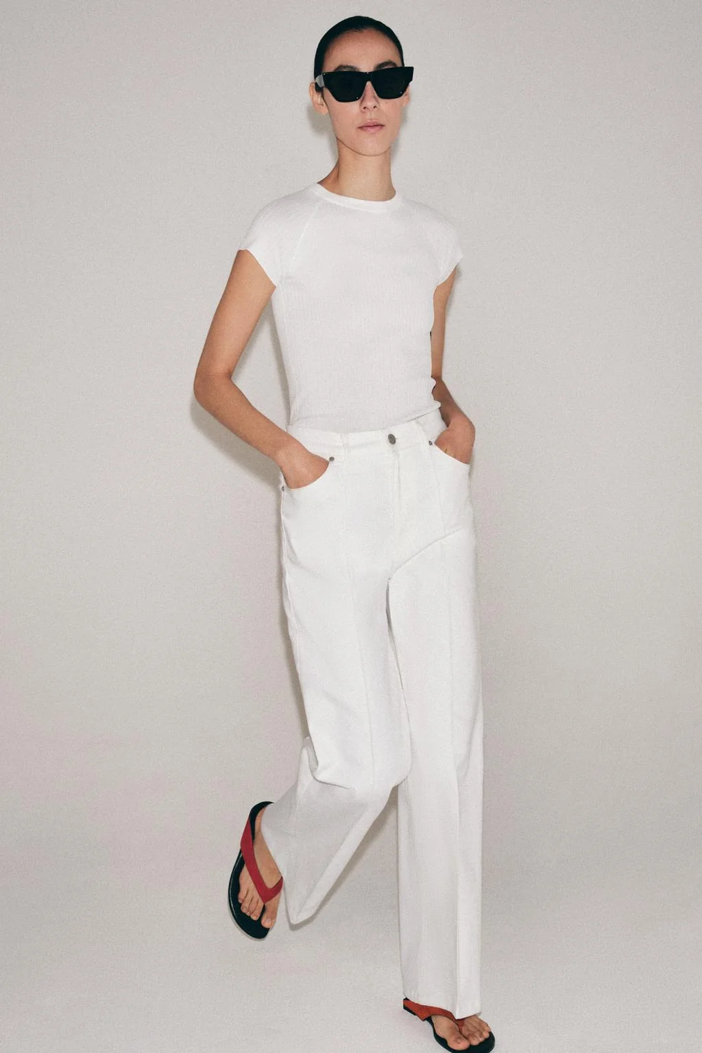 Топ с короткими рукавами рубчатый трикотажный