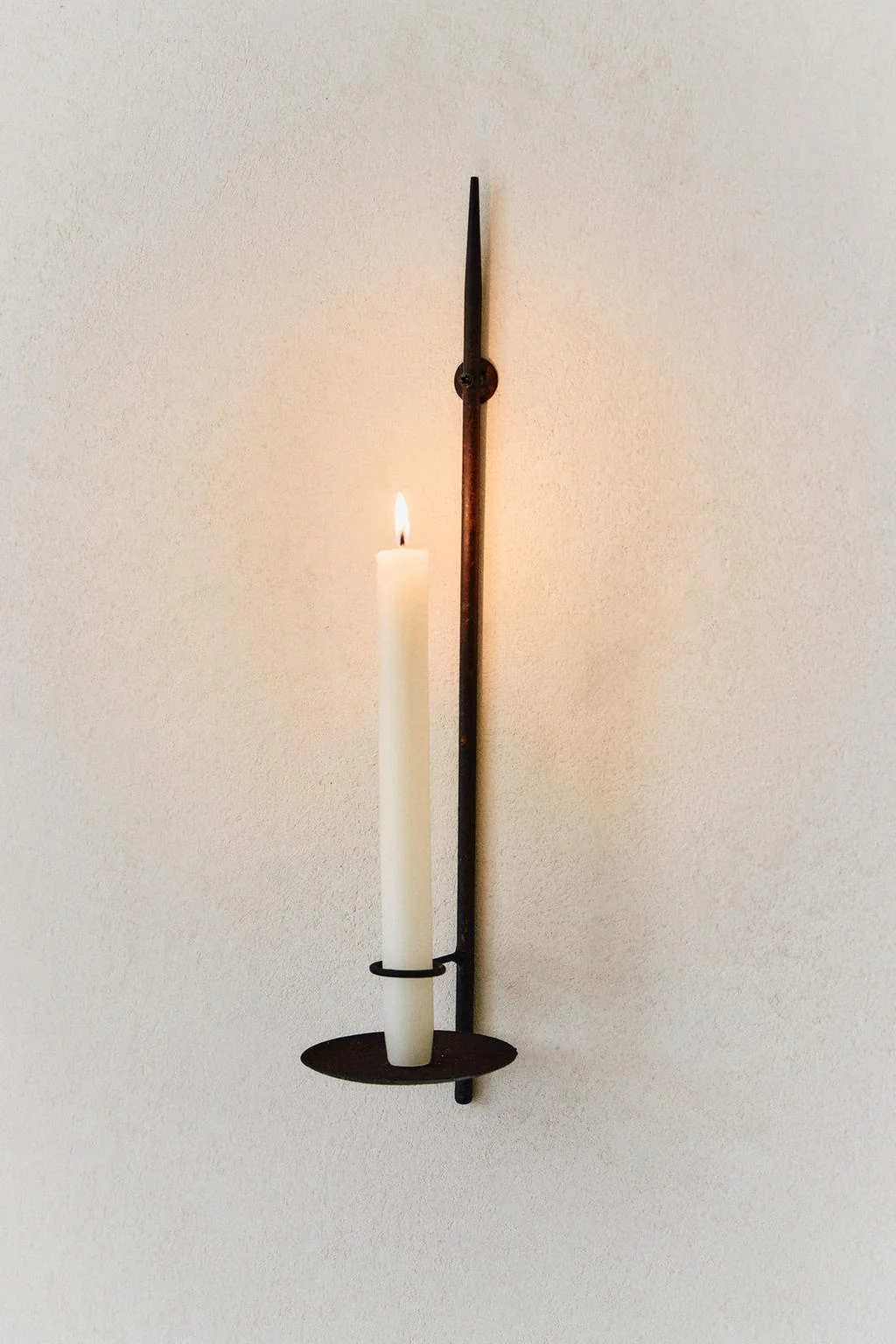 Iron wall candleholder