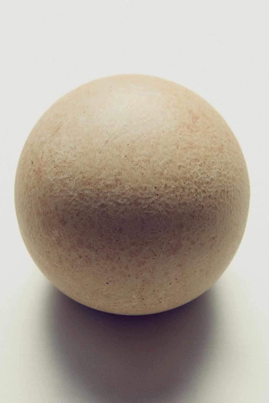 DECORATIVE CERAMIC BAUBLE