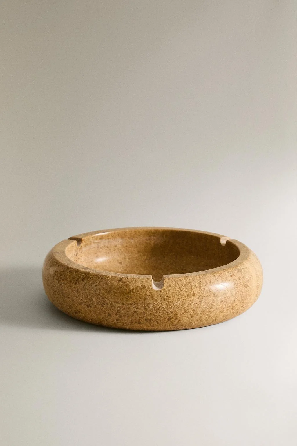 ROUND MARBLE ASHTRAY