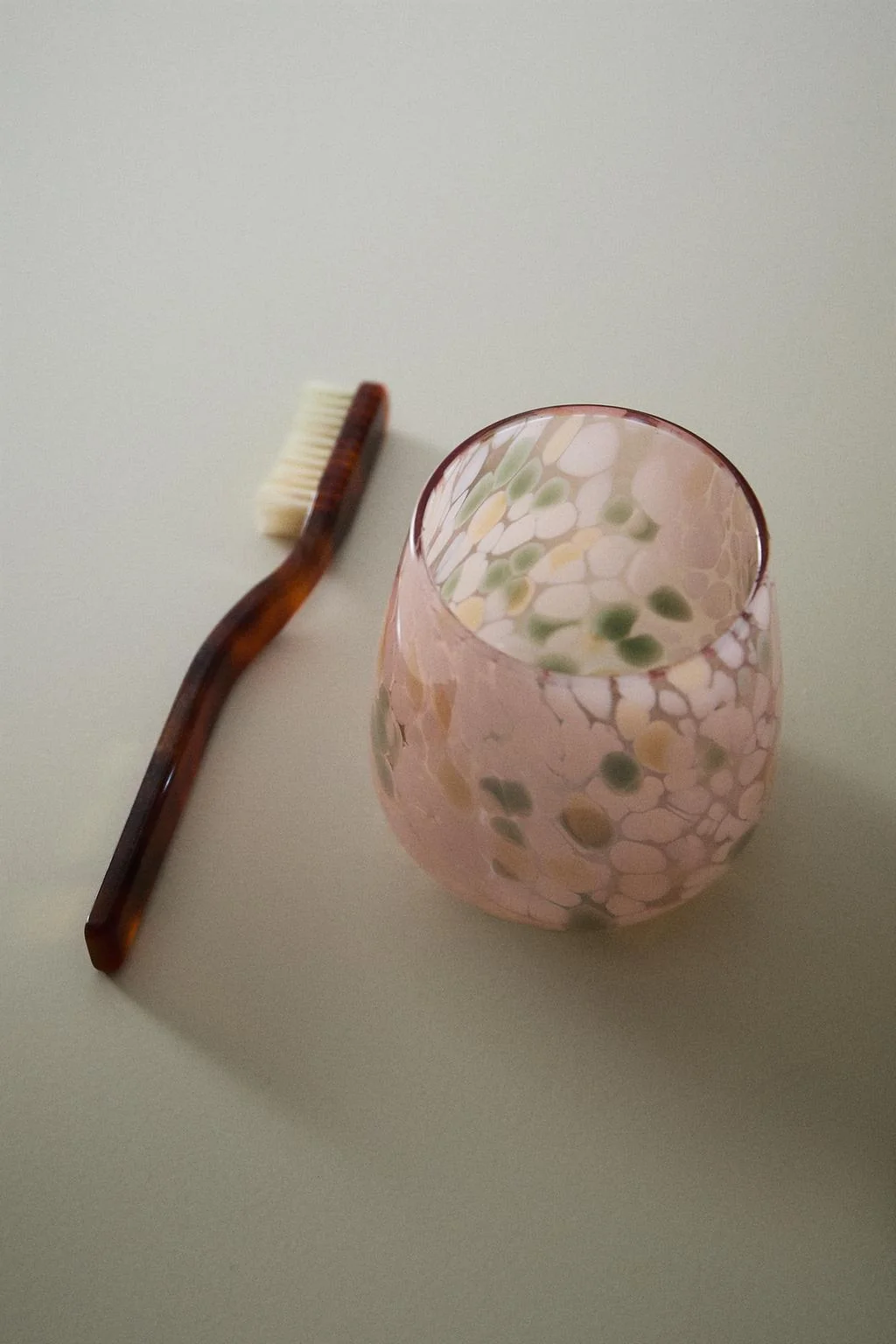 FLORAL GLASS TOOTHBRUSH HOLDER