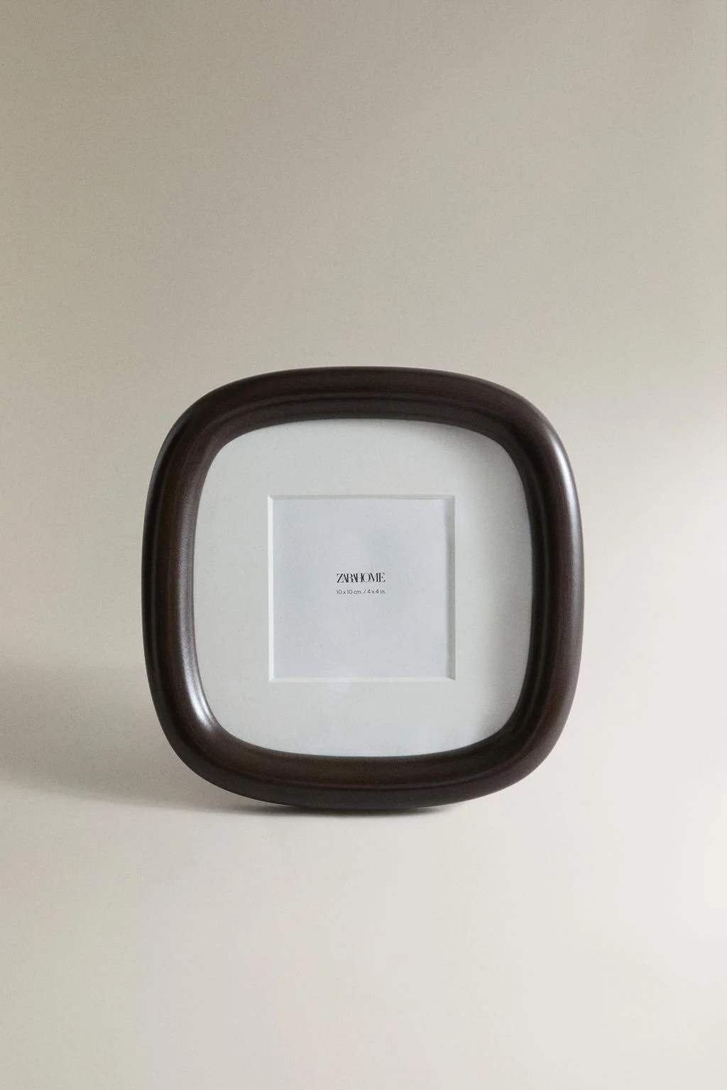 OVAL WOODEN FRAME