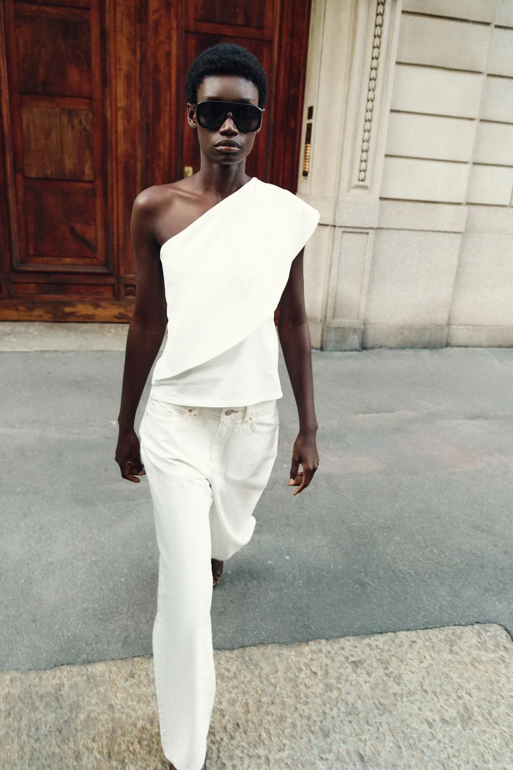 Асимметричный топ из интерлока