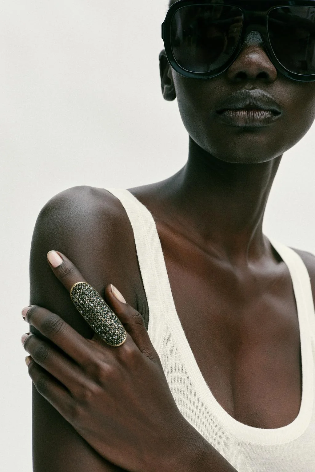 Кольцо с блестками Shuttle