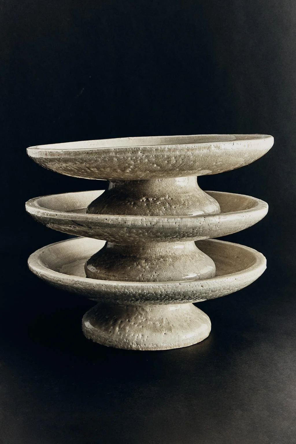 CRACKLED CERAMIC TALL TRAY
