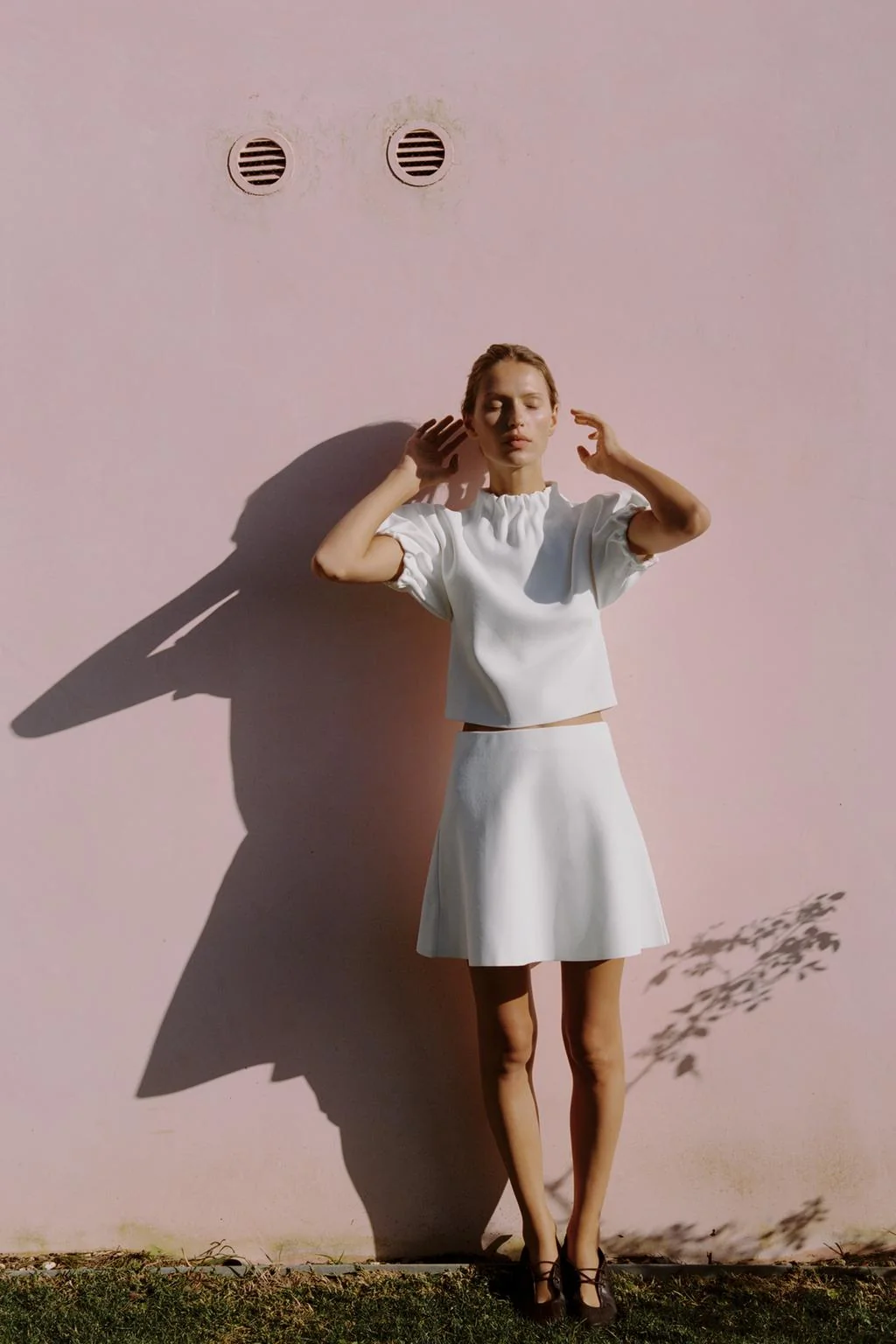 Трикотажный топ с сборками