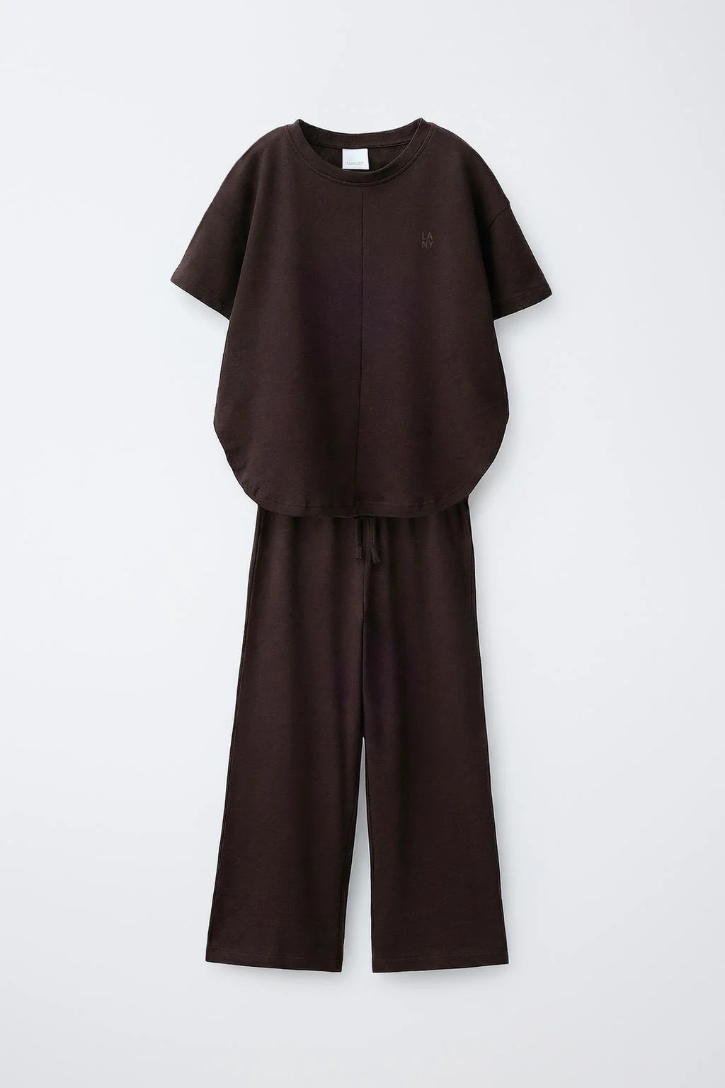 Комплект: однотонная футболка и брюки с широкими штанинами — Леггинсы и спортивные штаны