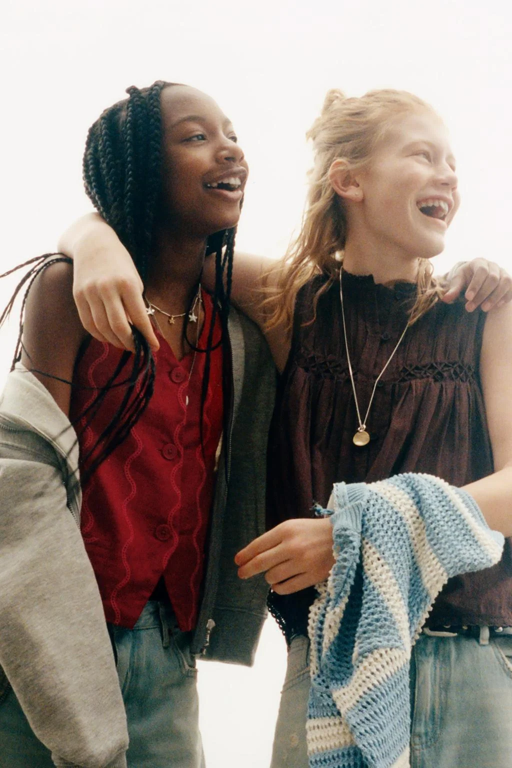 Рубашка с кружевом и пинтаксами