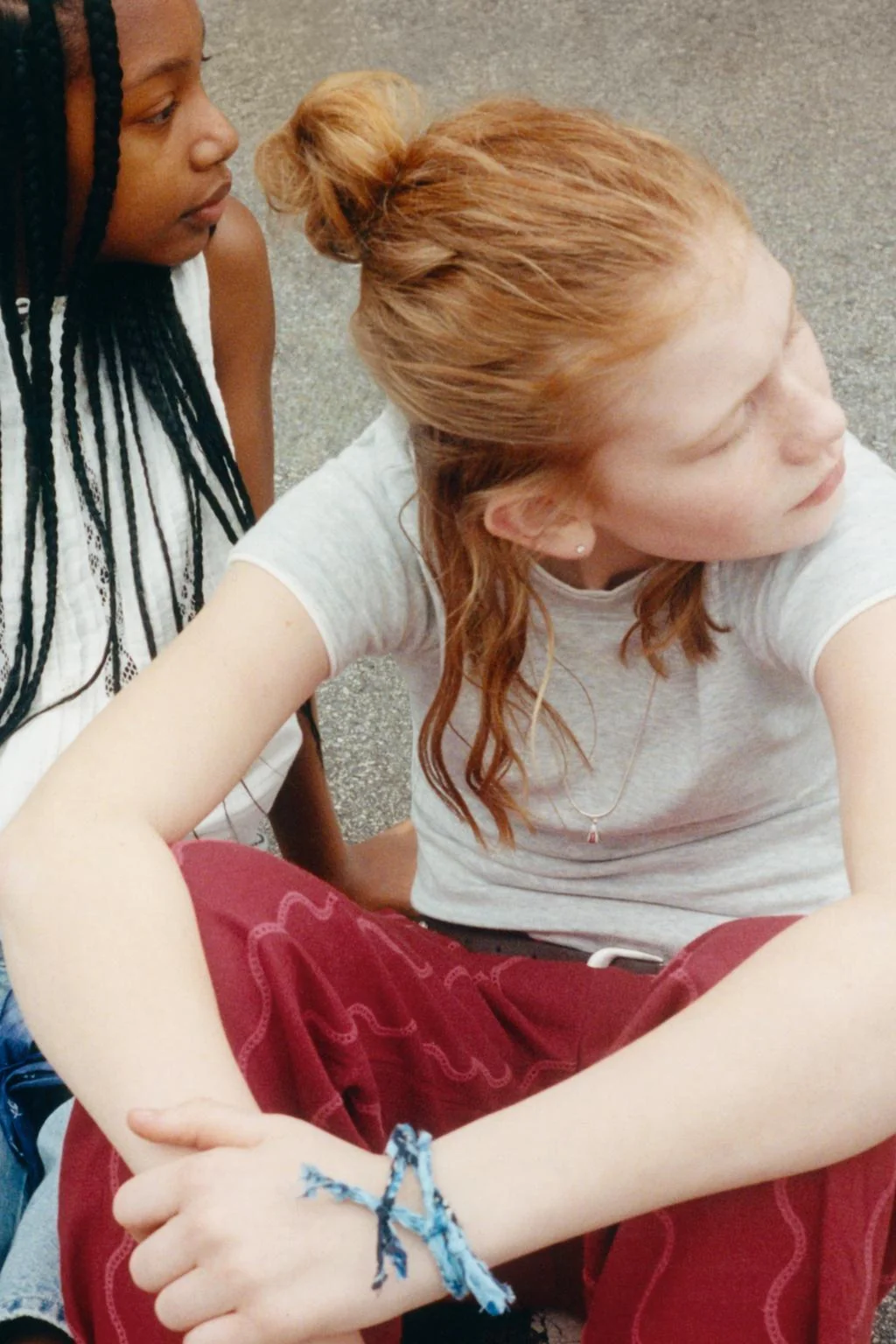 Брюки с широкими штанинами и деталями в виде волны из смесовой ткани и льна