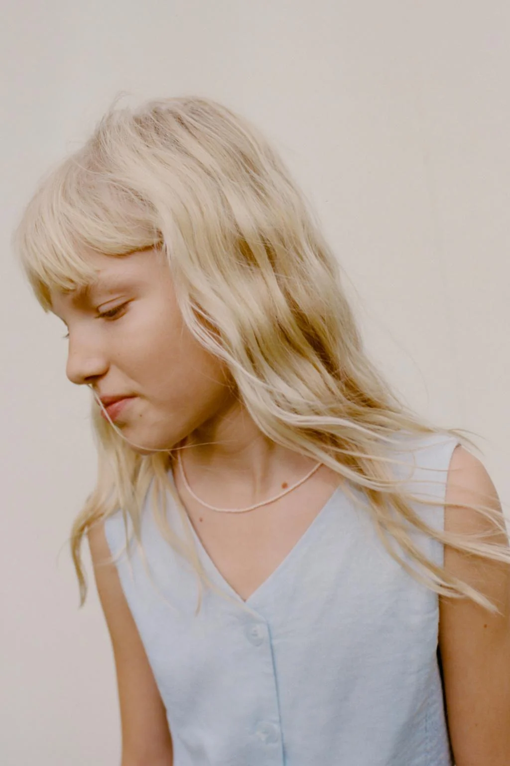 Жилет с завышенной талией и льном — Топы