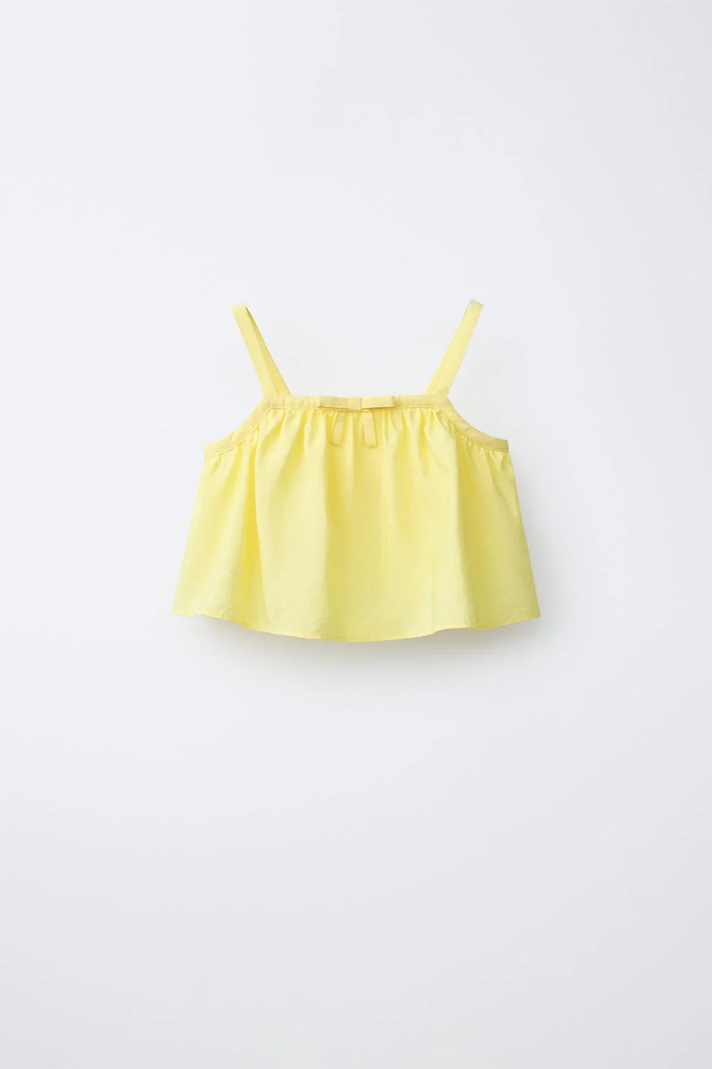 Короткий топ из тафты