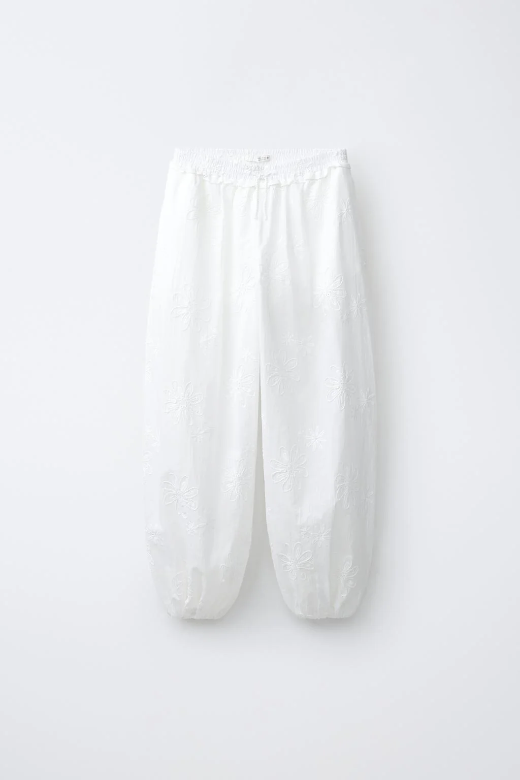 Вышитые цветочные брюки-сараба