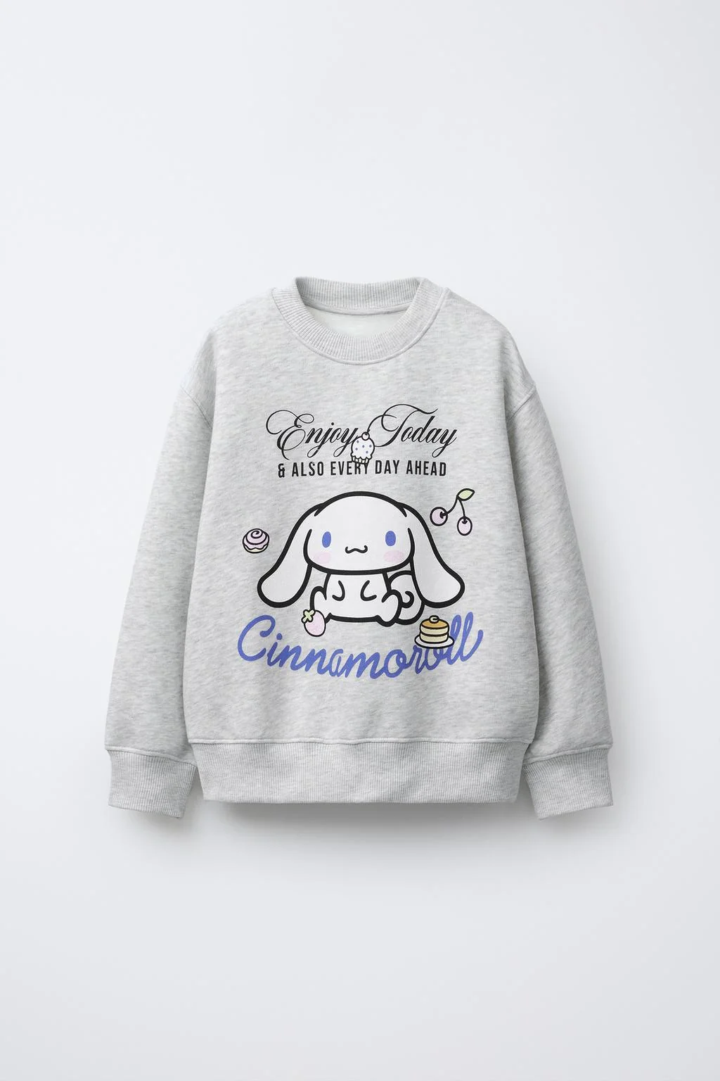 Свитшот с принтом Cinnamoroll © Sanrio — Персонажи