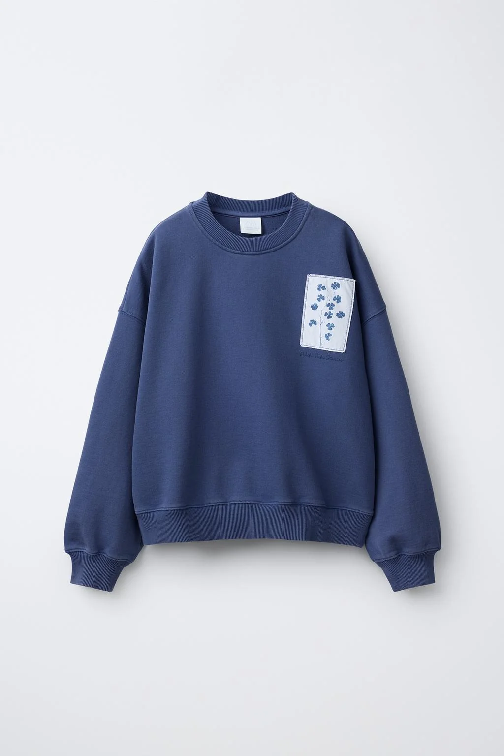 Свитшот с цветочным принтом — Кревнеки