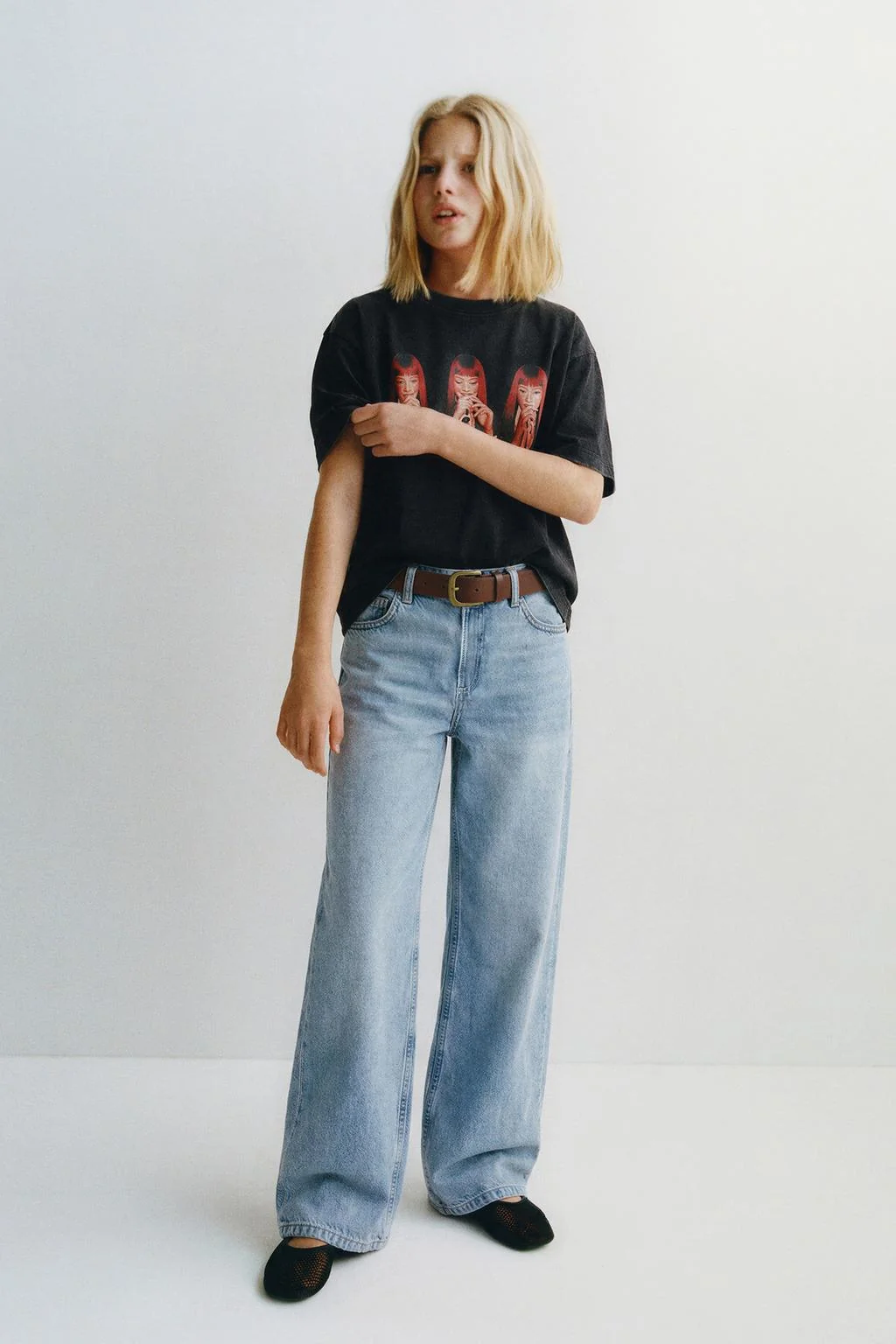 Футболка JENNIE RUBY® с эффектом потёртости — Персонажи