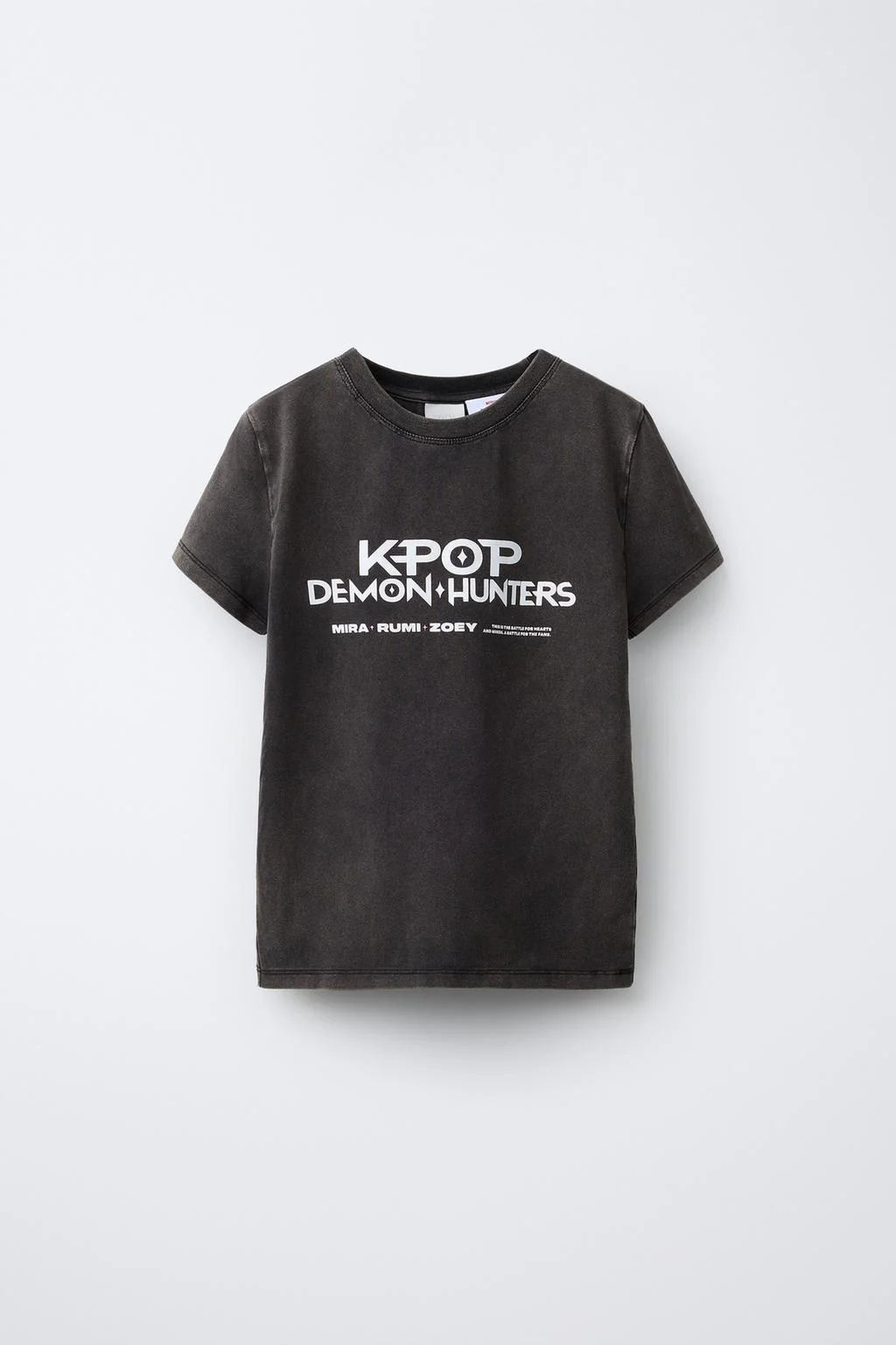 Футболка с принтом Kpop Demon Hunters™ Netflix ©
