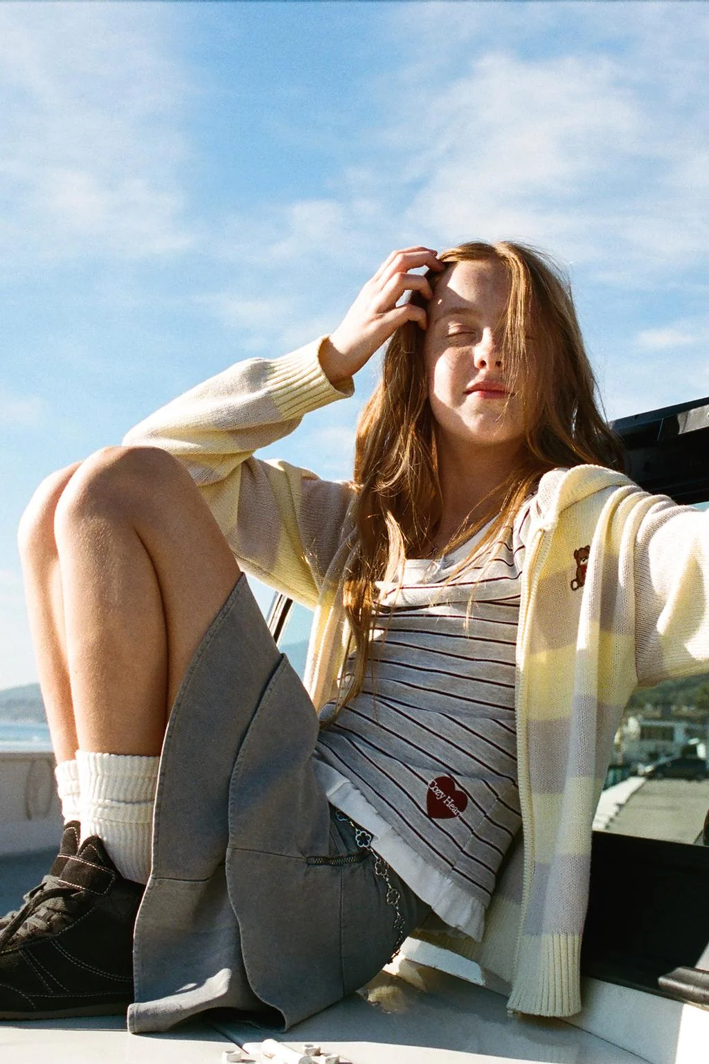 Юбка с оборками и заклёпками