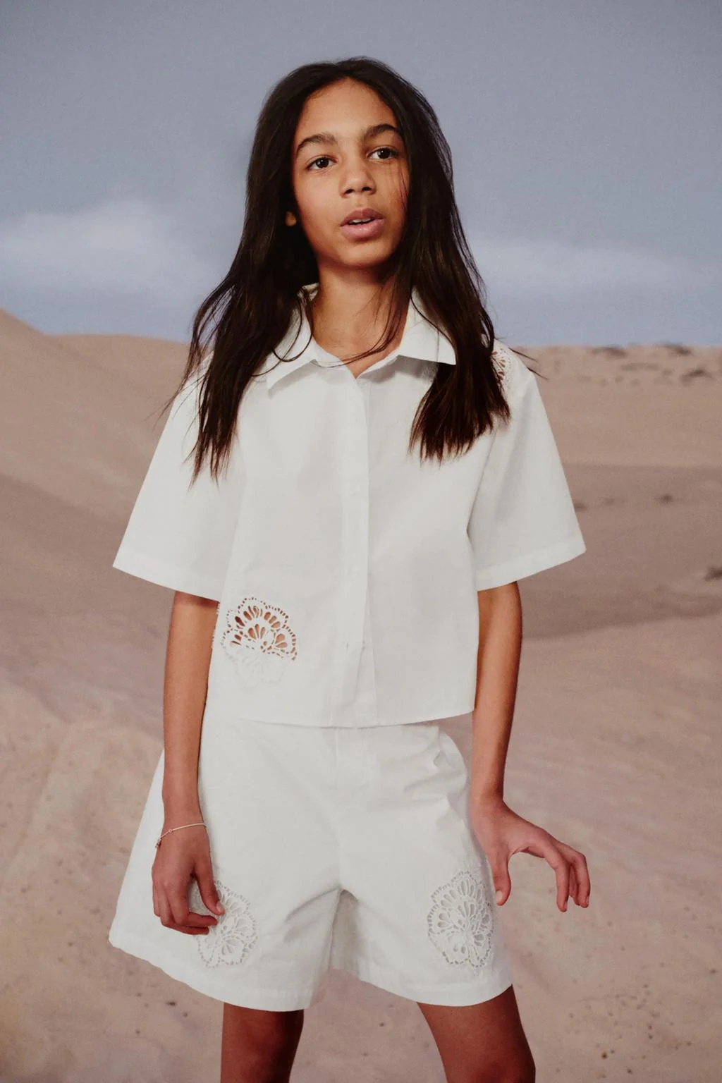 Шорты-бермуды из поплина с вышивкой в виде цветов