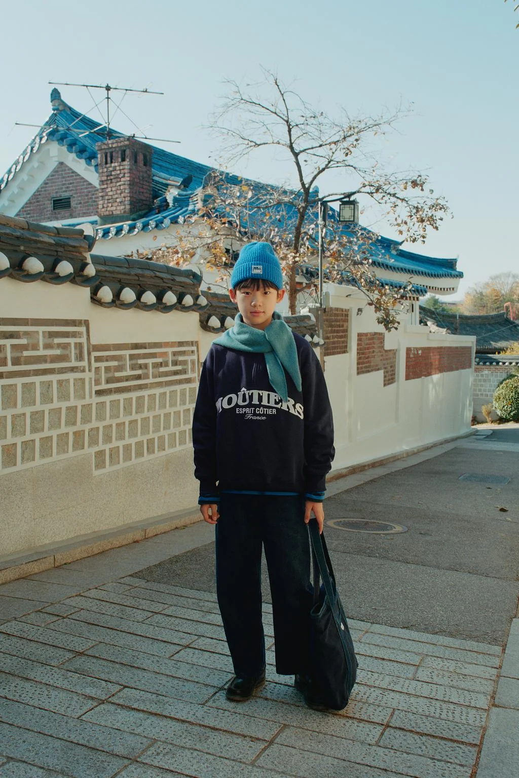 Свитшот с вышивкой слогана — Четверть-джип