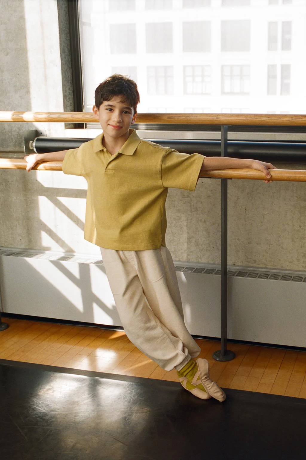 Однотонный свитшот поло — Мов.01