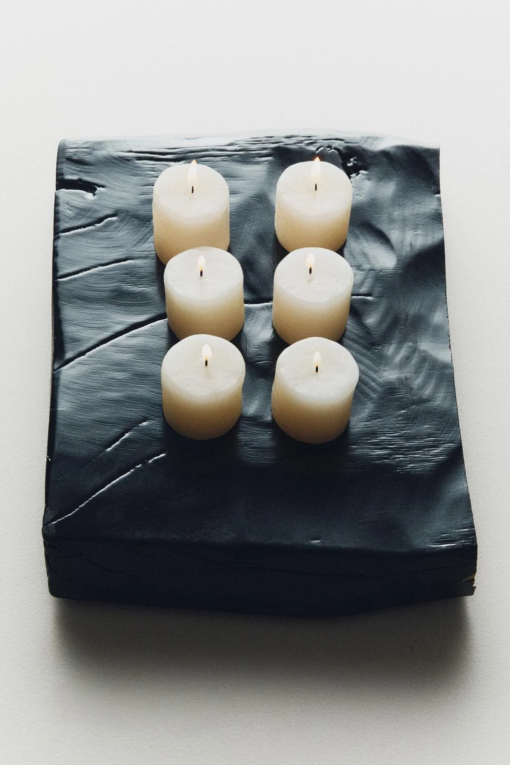 PACK OF DECORATIVE TEALIGHTS (PACK OF 6)