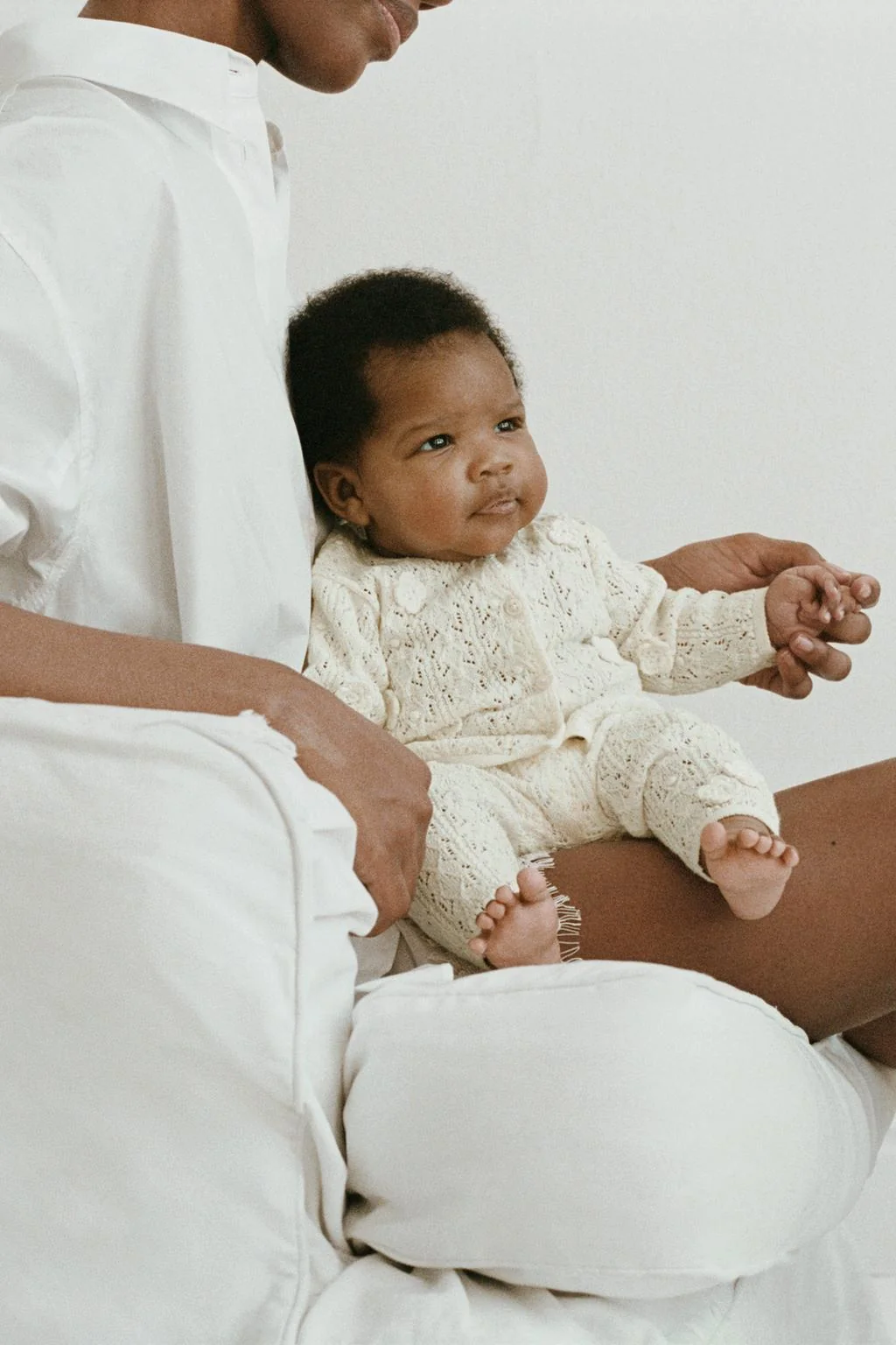 Брюки с открытой вязкой — Трикотаж