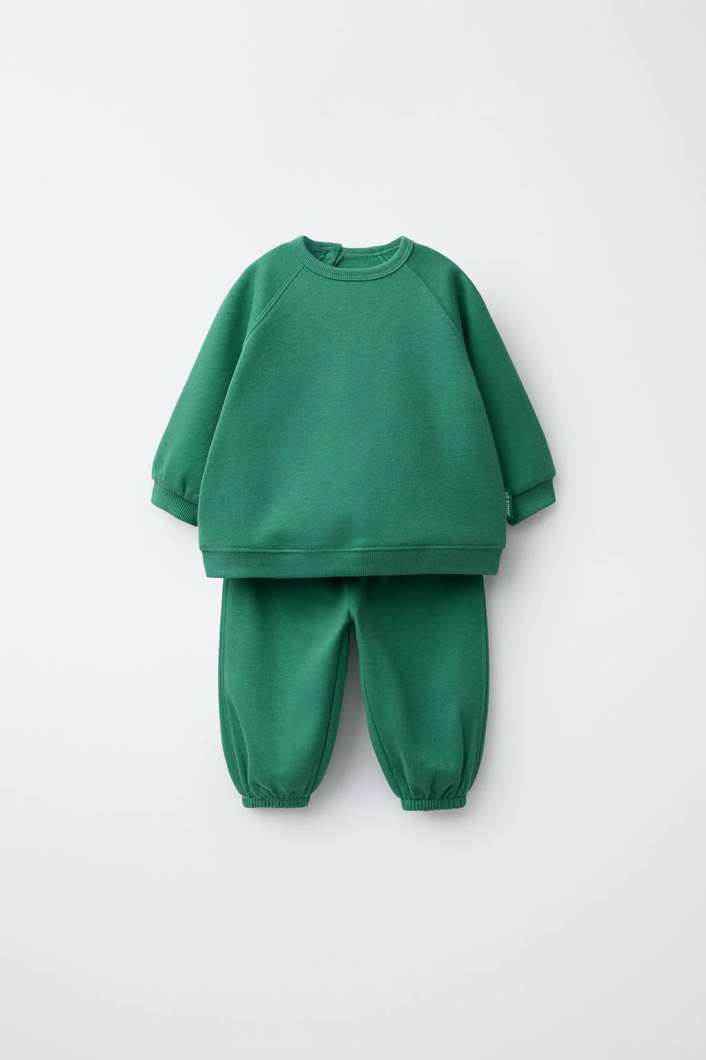 Набор из свитшота и джоггеров базовый — КЛУБ ЧУДЕСНЫХ ДЕТЕЙ