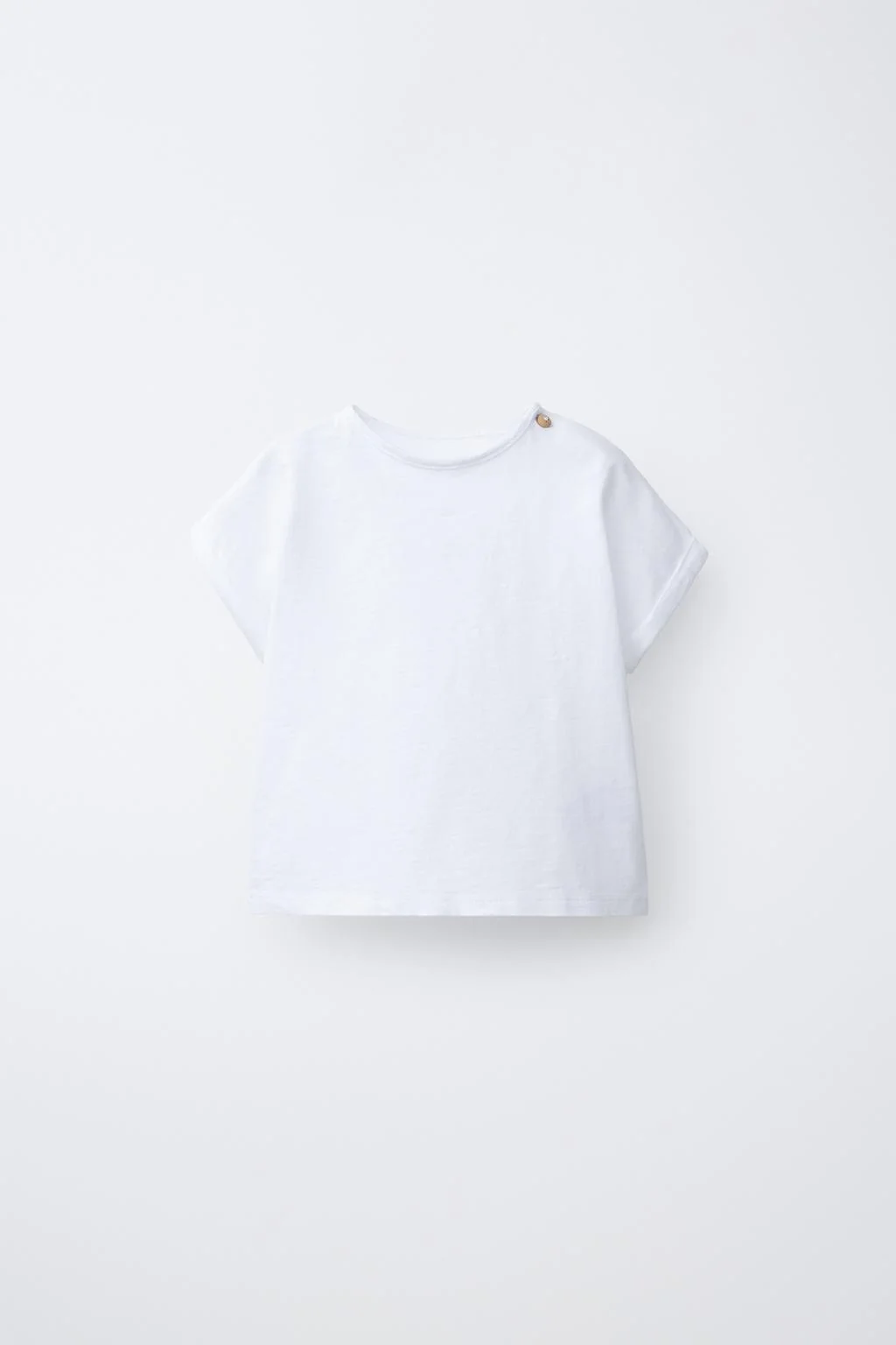 Однотонная футболка — КЛУБ ЧУДЕСНЫХ ДЕТЕЙ