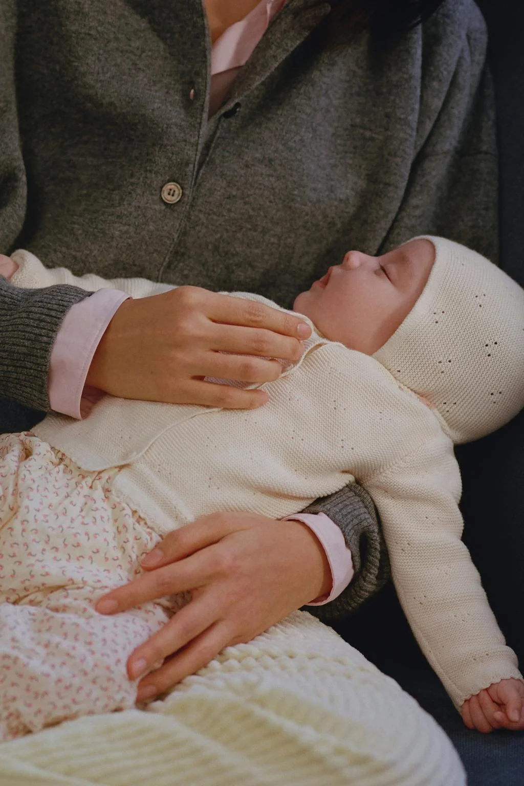 Цветочные текстурированные джоггеры — Низкая одежда