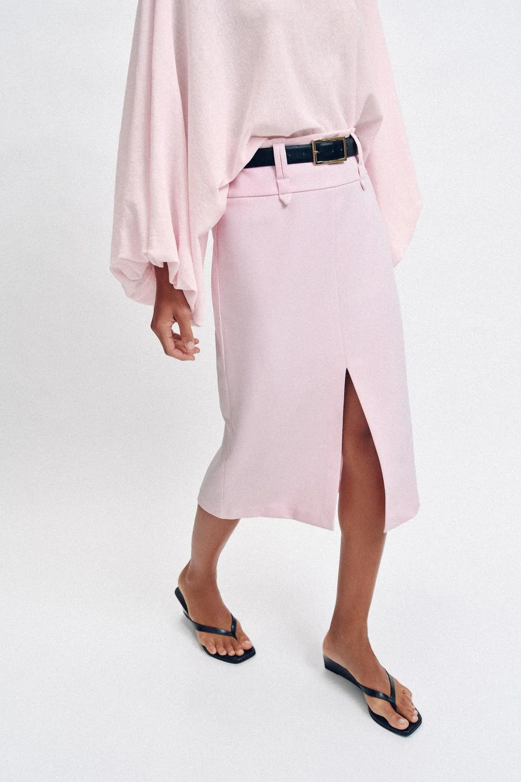 Облегающая миди-юбка-карандаш с поясом