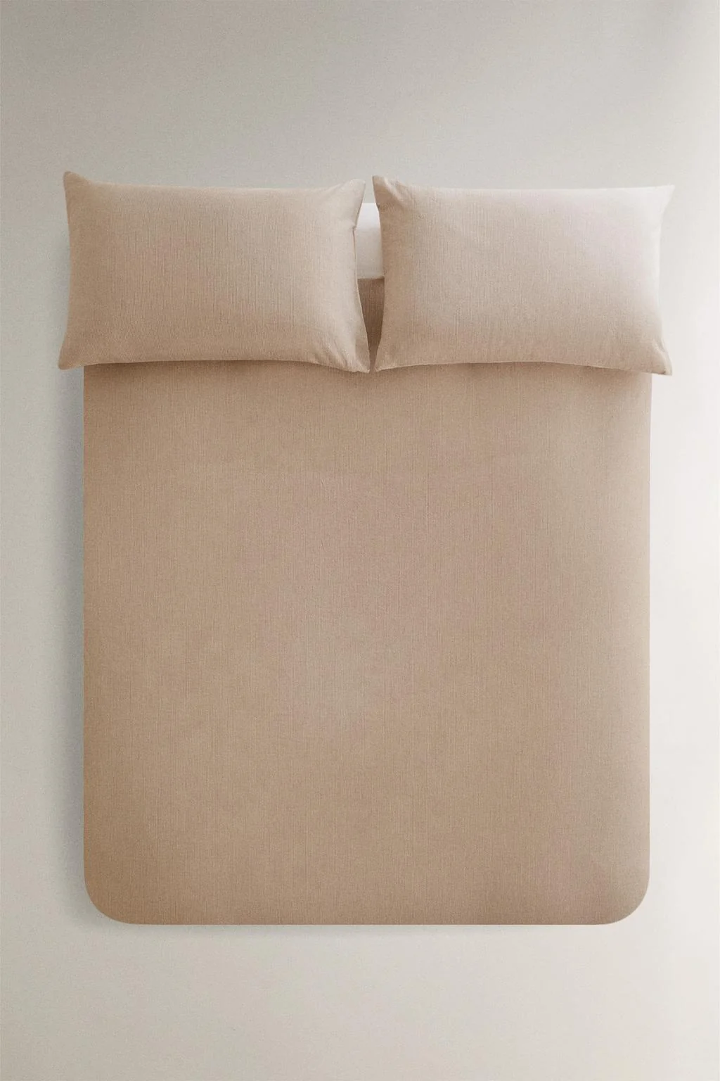 Наволочка в полоску с эффектом пике