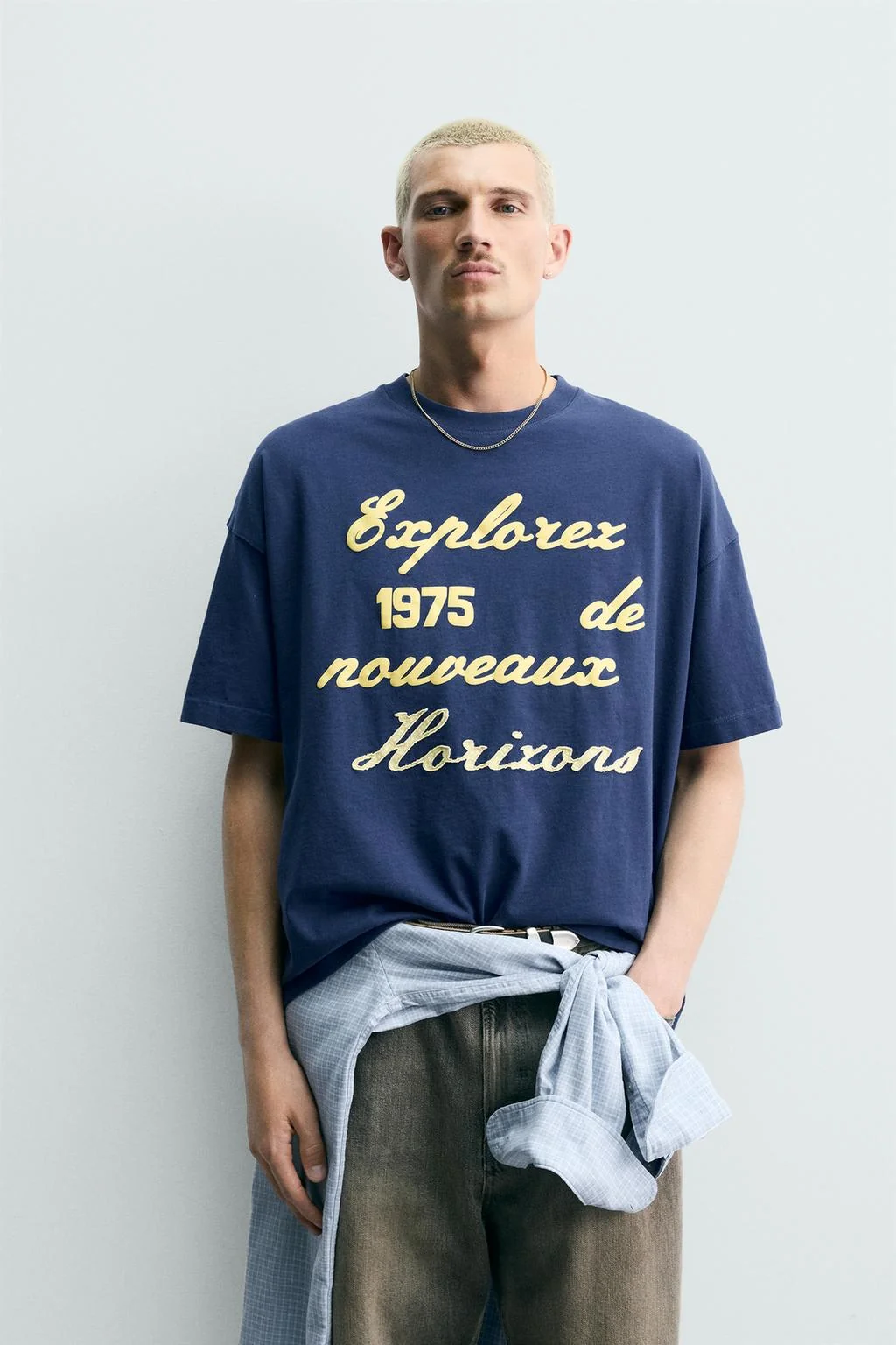 ФУТБОЛКА С ВЫШИТЫМ ПРИНТОМ