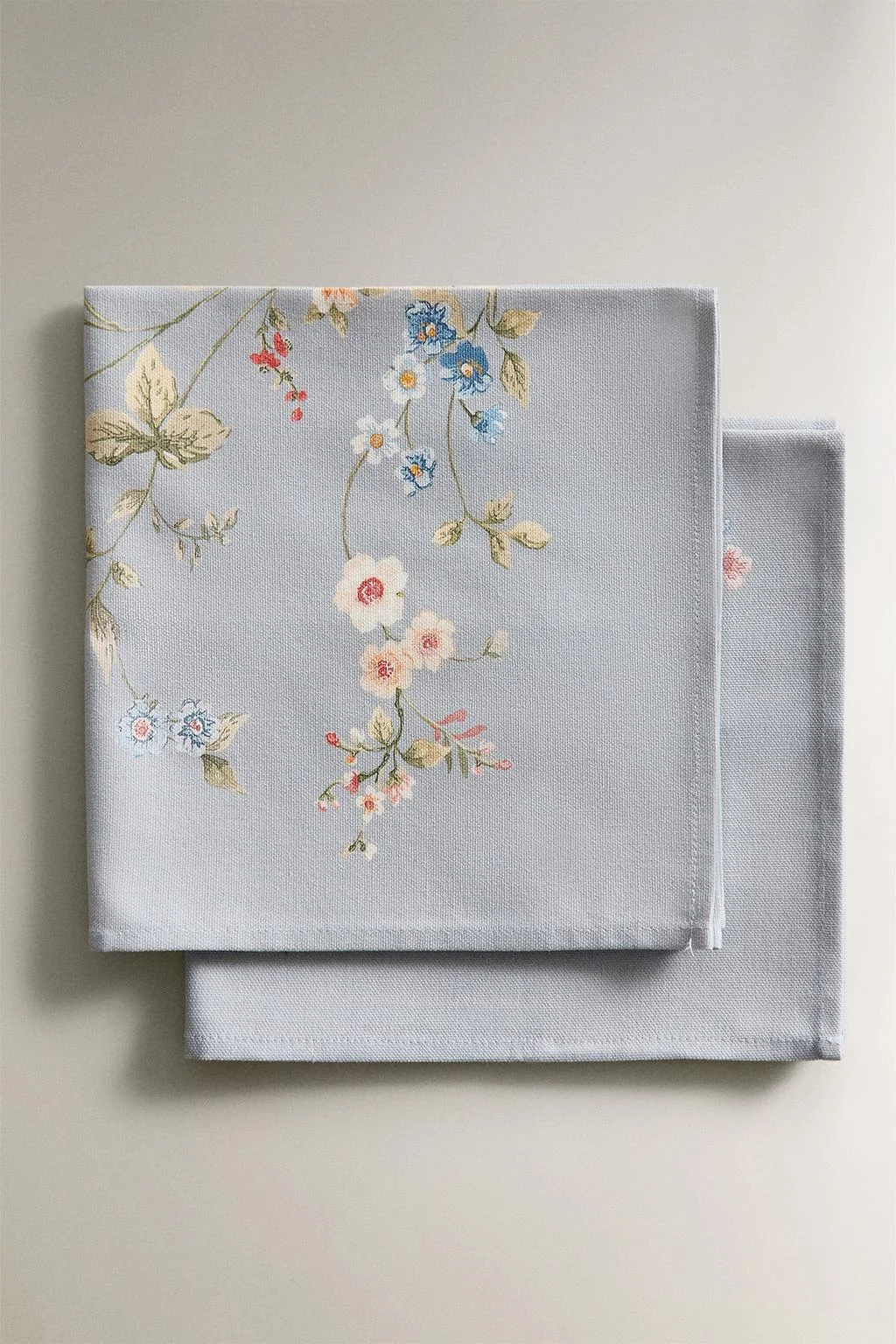Набор из 2 маленьких салфеток с цветочным принтом