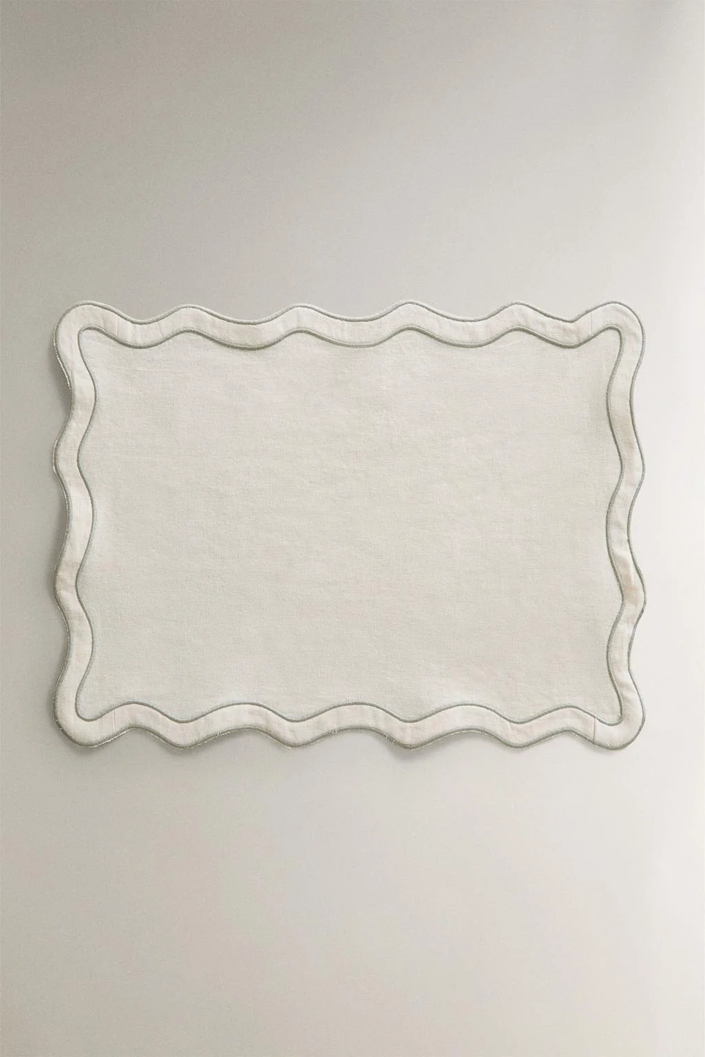 Льняная подставка под горячее с фестончатым краем — Белье для стола