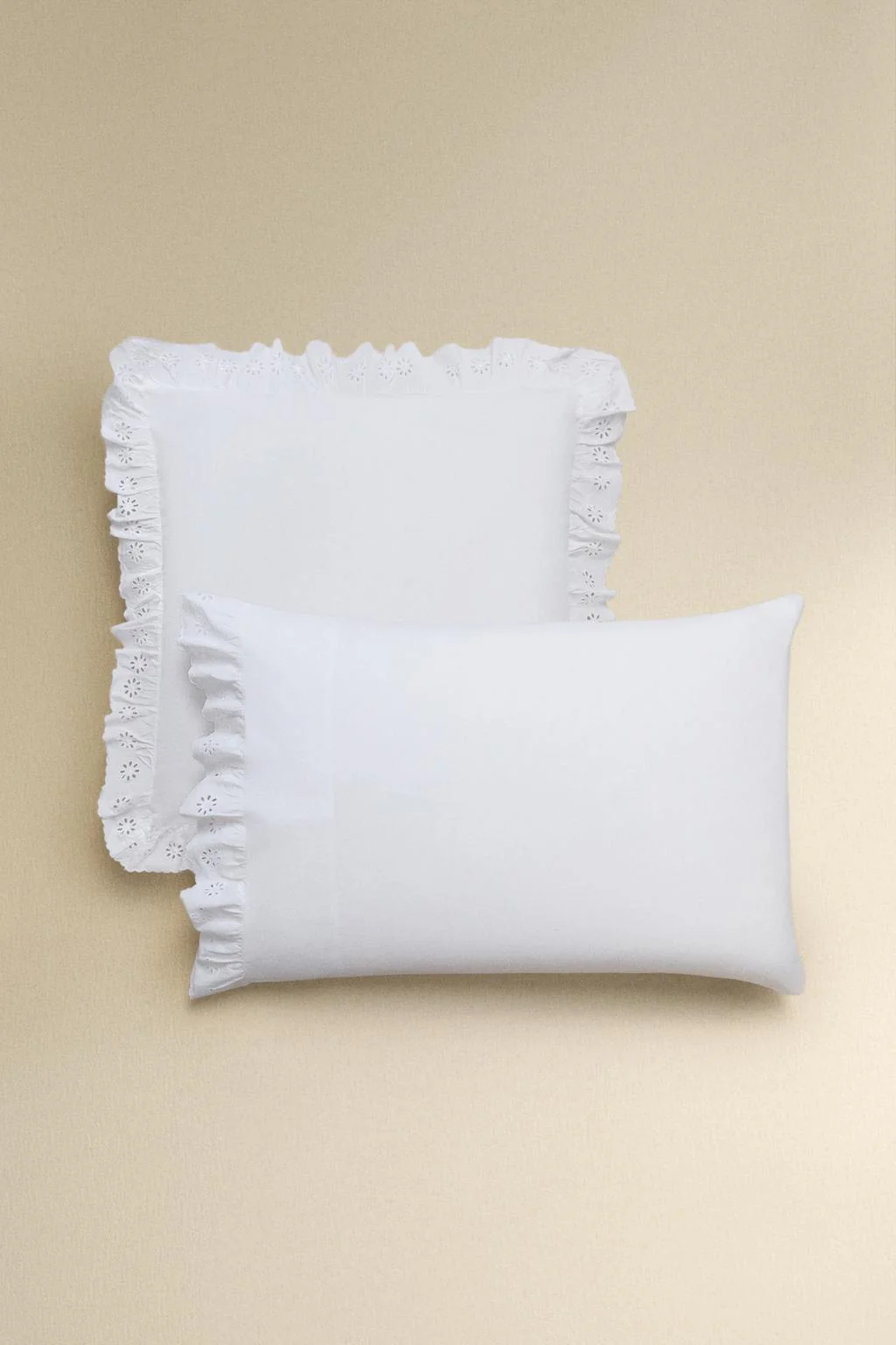 RUFFLED COTTON PILLOWCASE