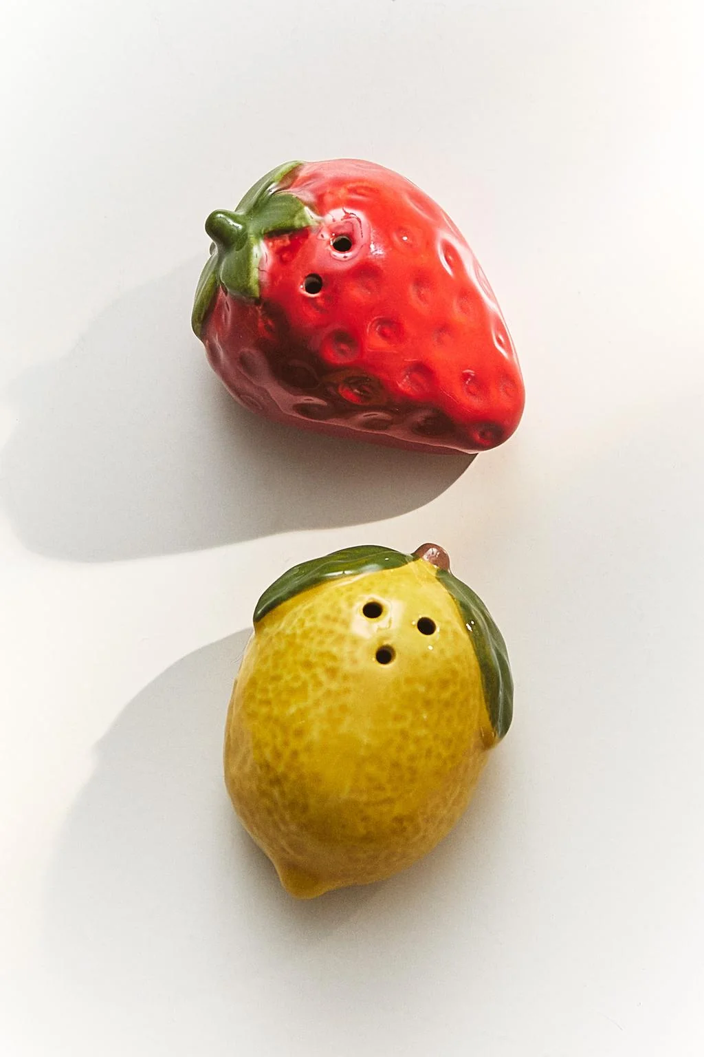 Набор солонки и перечницы FRUIT