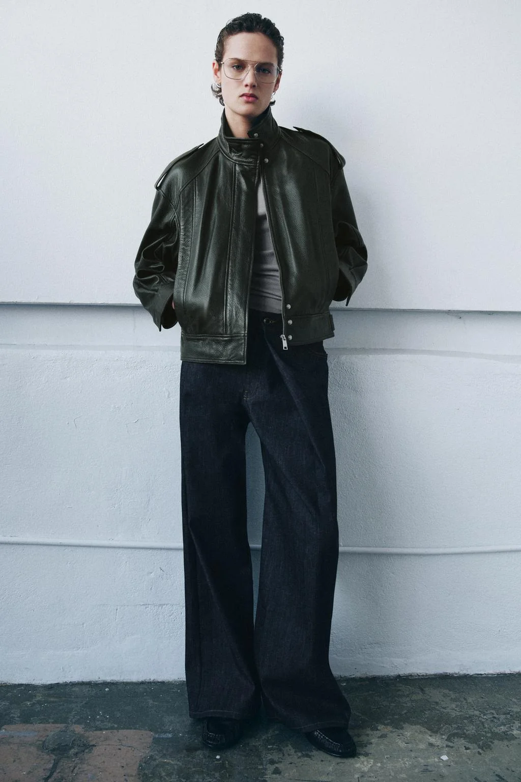 Куртка-бомбер из кожи ограниченной серии ZW COLLECTION