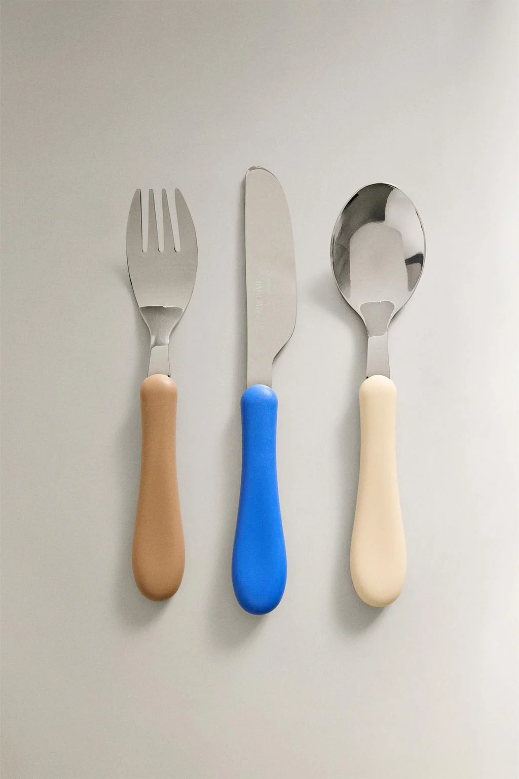 Детский набор столовых приборов с силиконовой ручкой — Столовые приборы