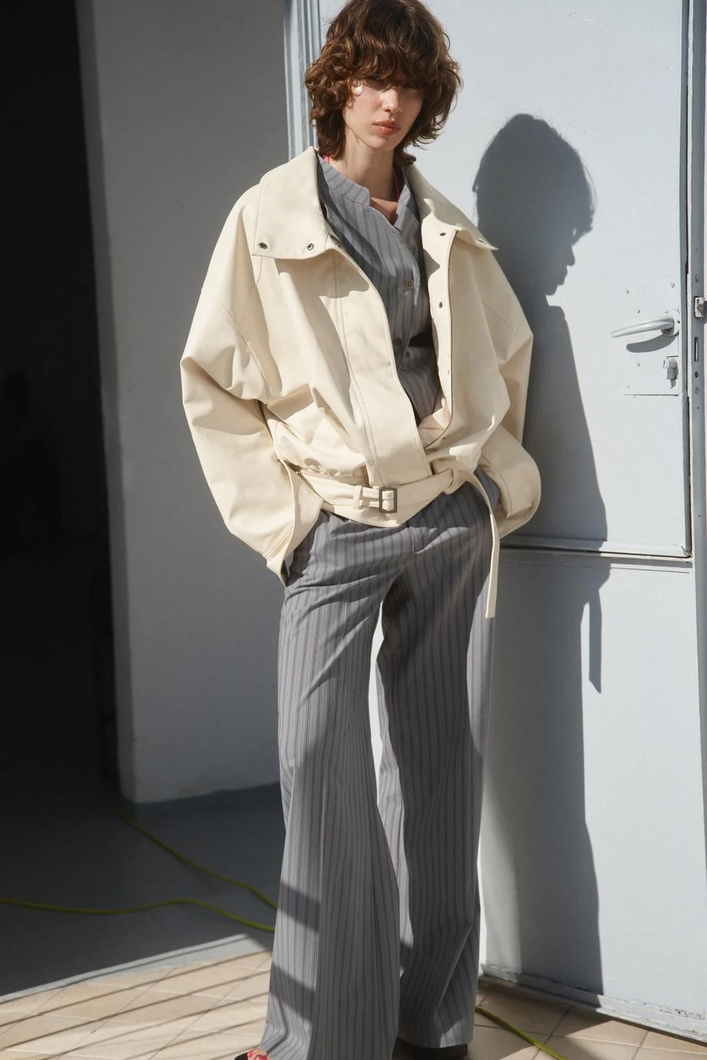 Куртка-бомбер оверсайз эффект кожи