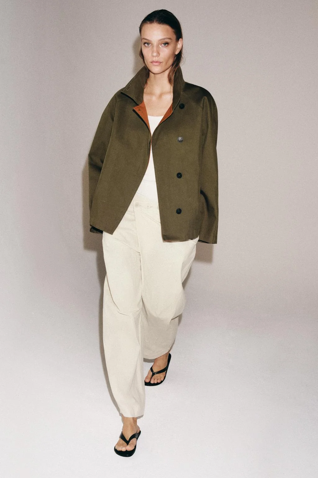 Короткий тренч с высоким воротом коллекция ZW — ТРЕНЧ