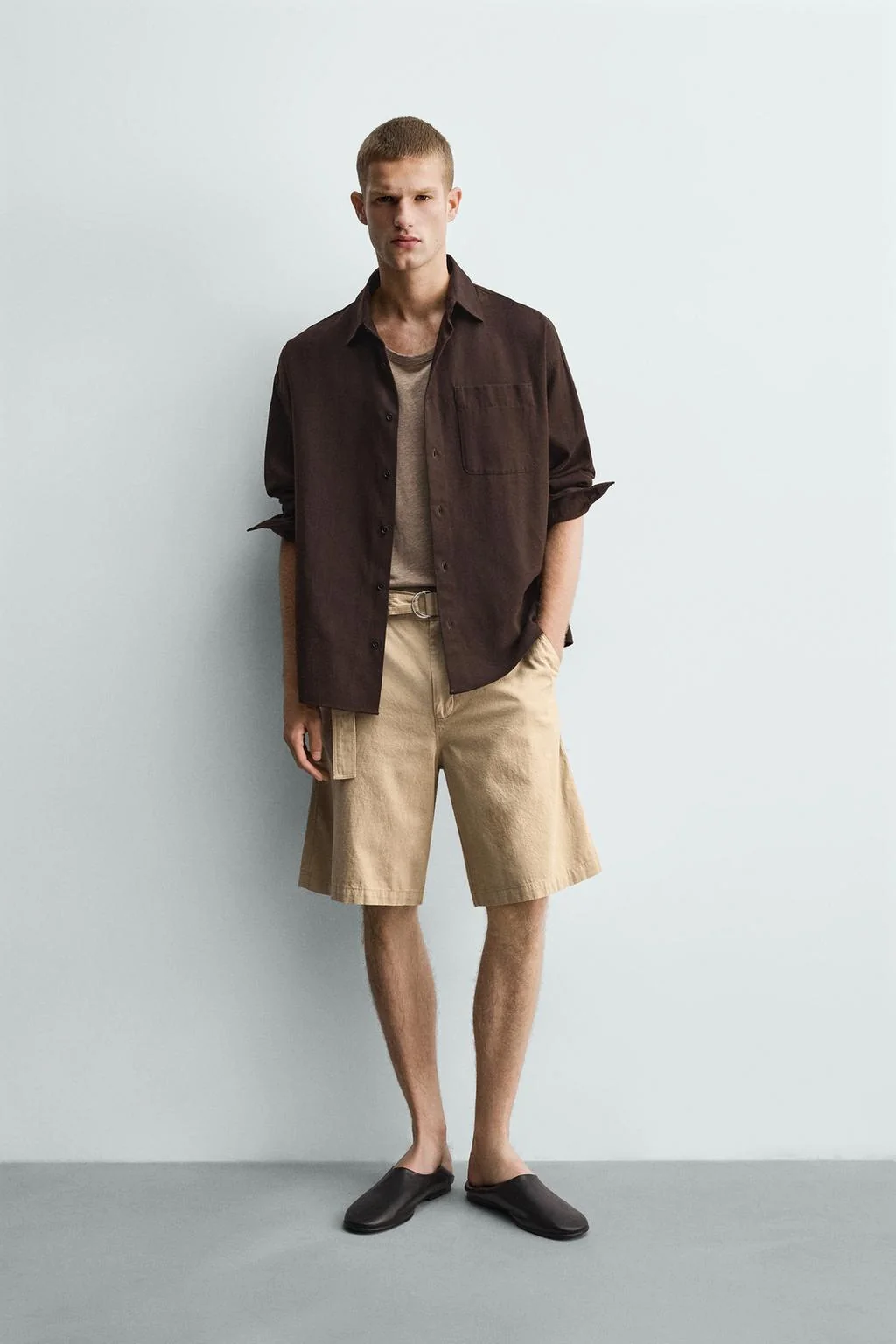 RELAXED FIT BERMUDA SHORTS WITH BELT