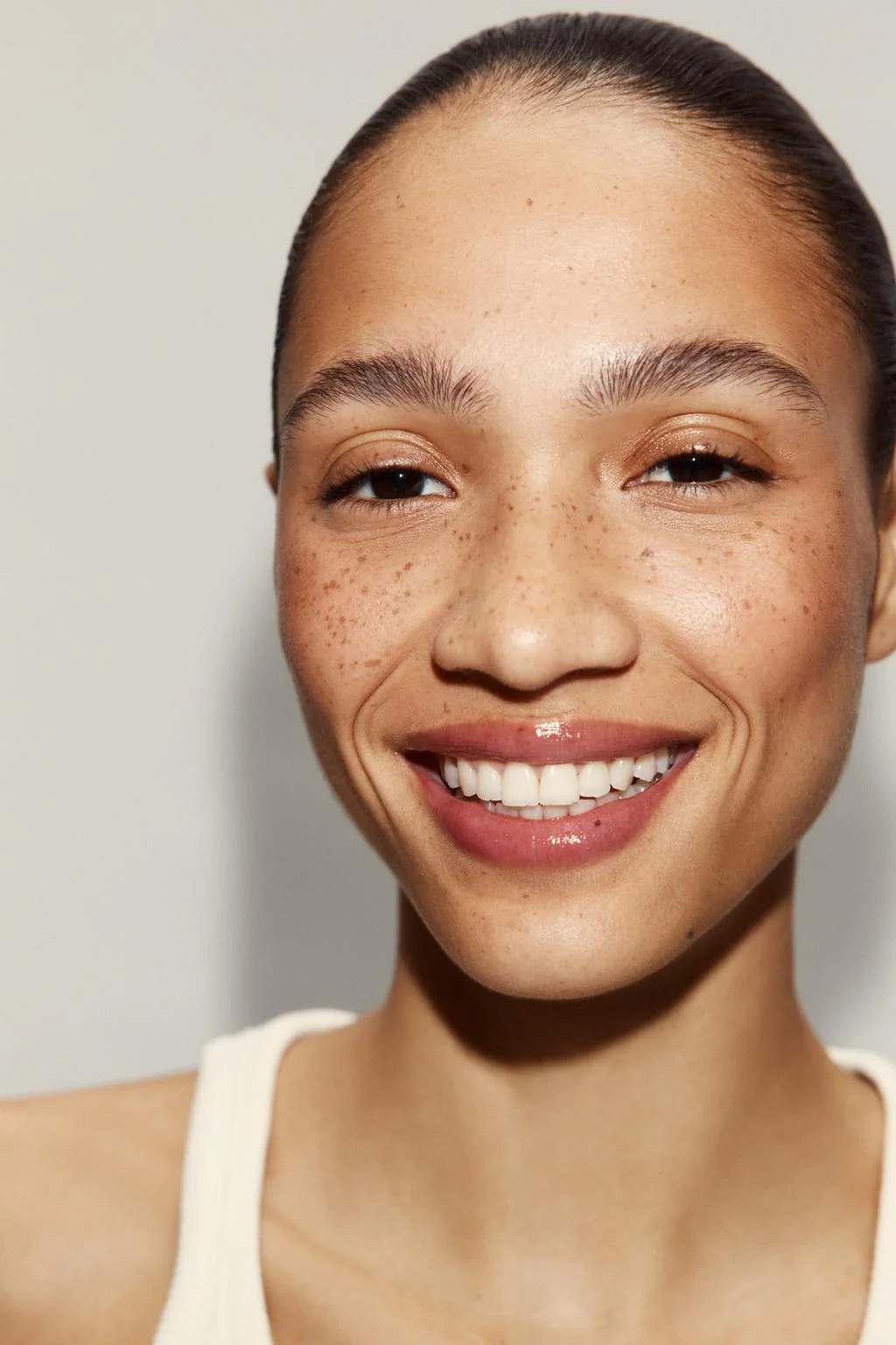 ZARA COOL CLICK LIP GLOSS LYCHEE