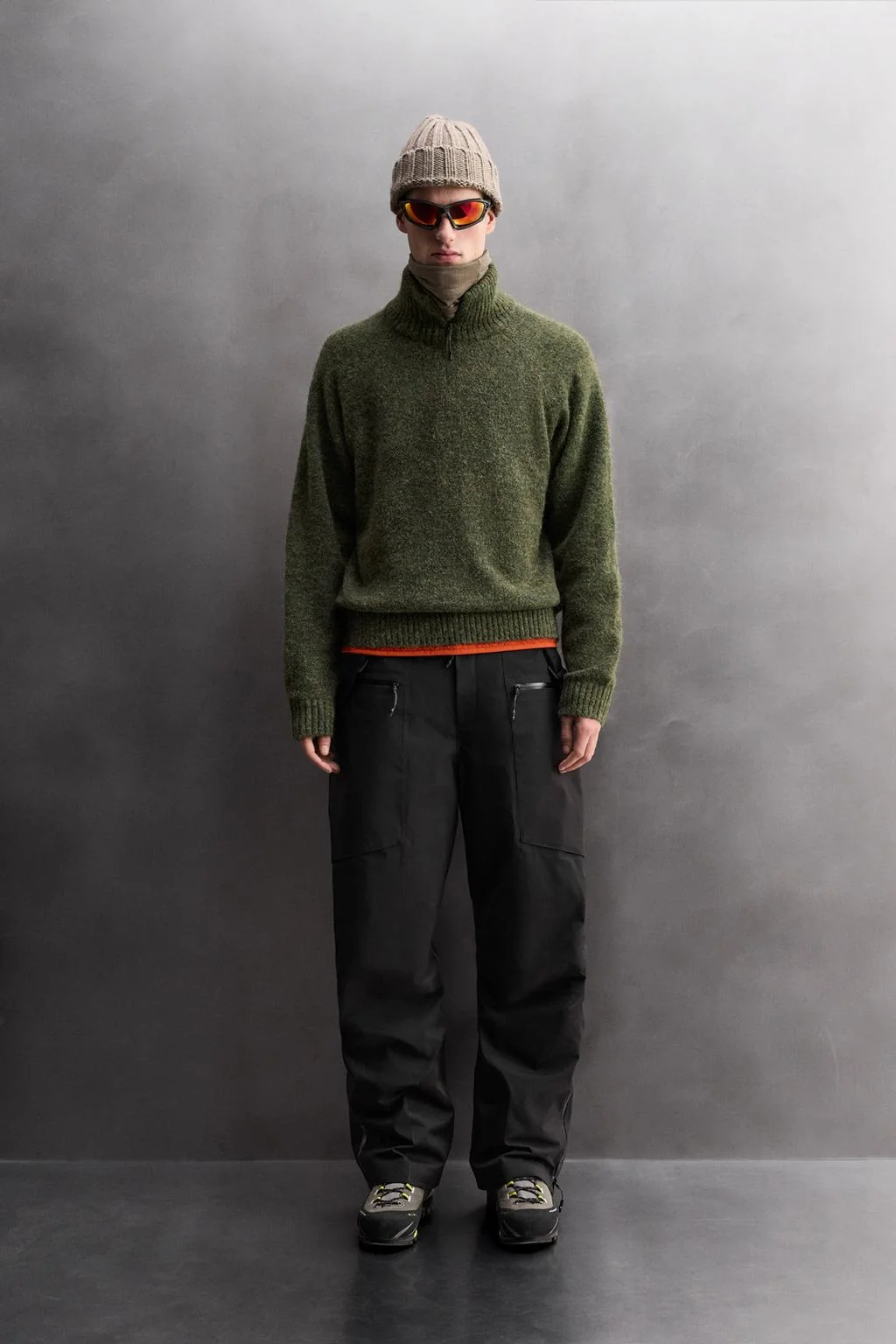 Свитер из смеси шерсти с четвертью молнии — Высокий воротник