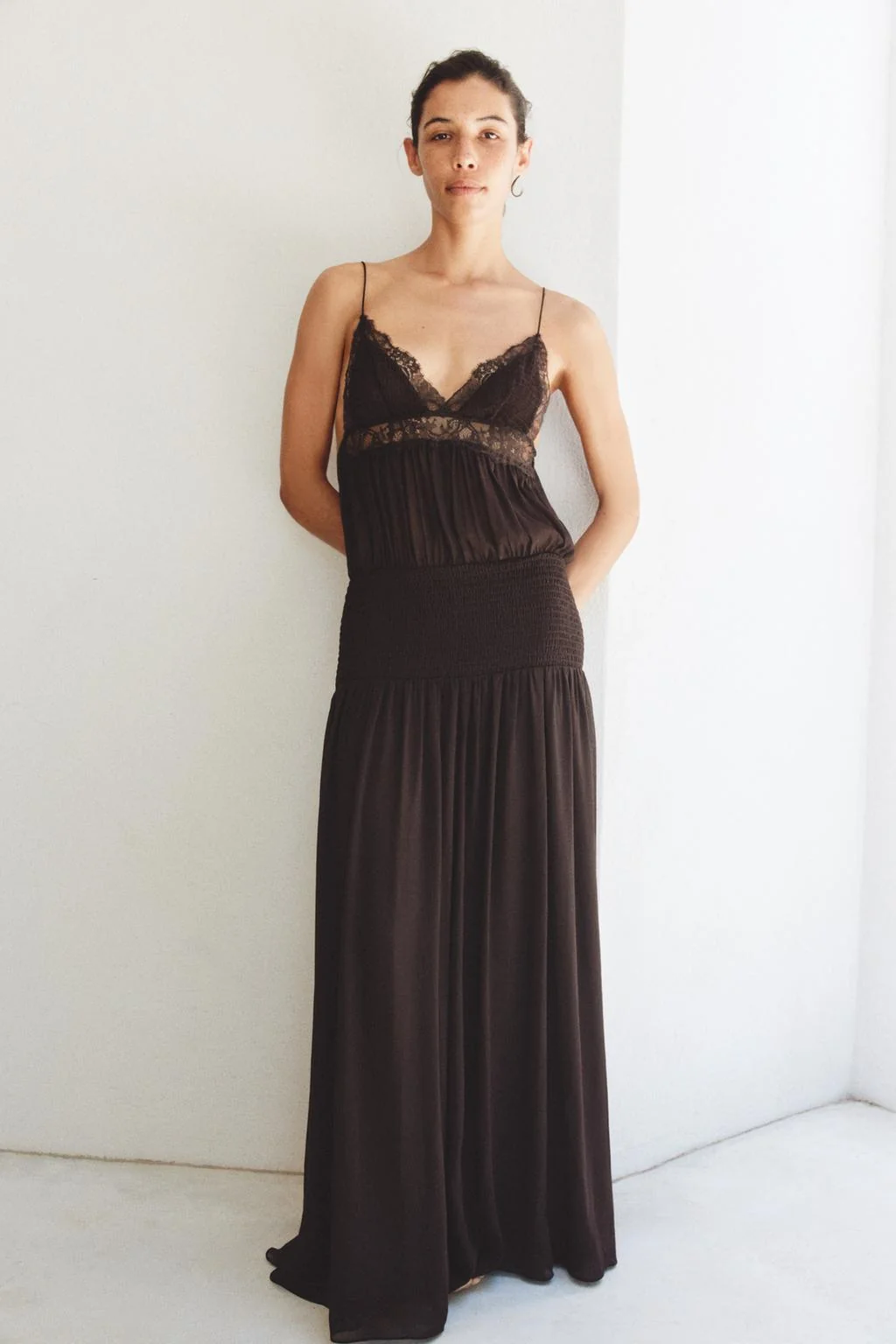 LACE STRAPPY DRESS